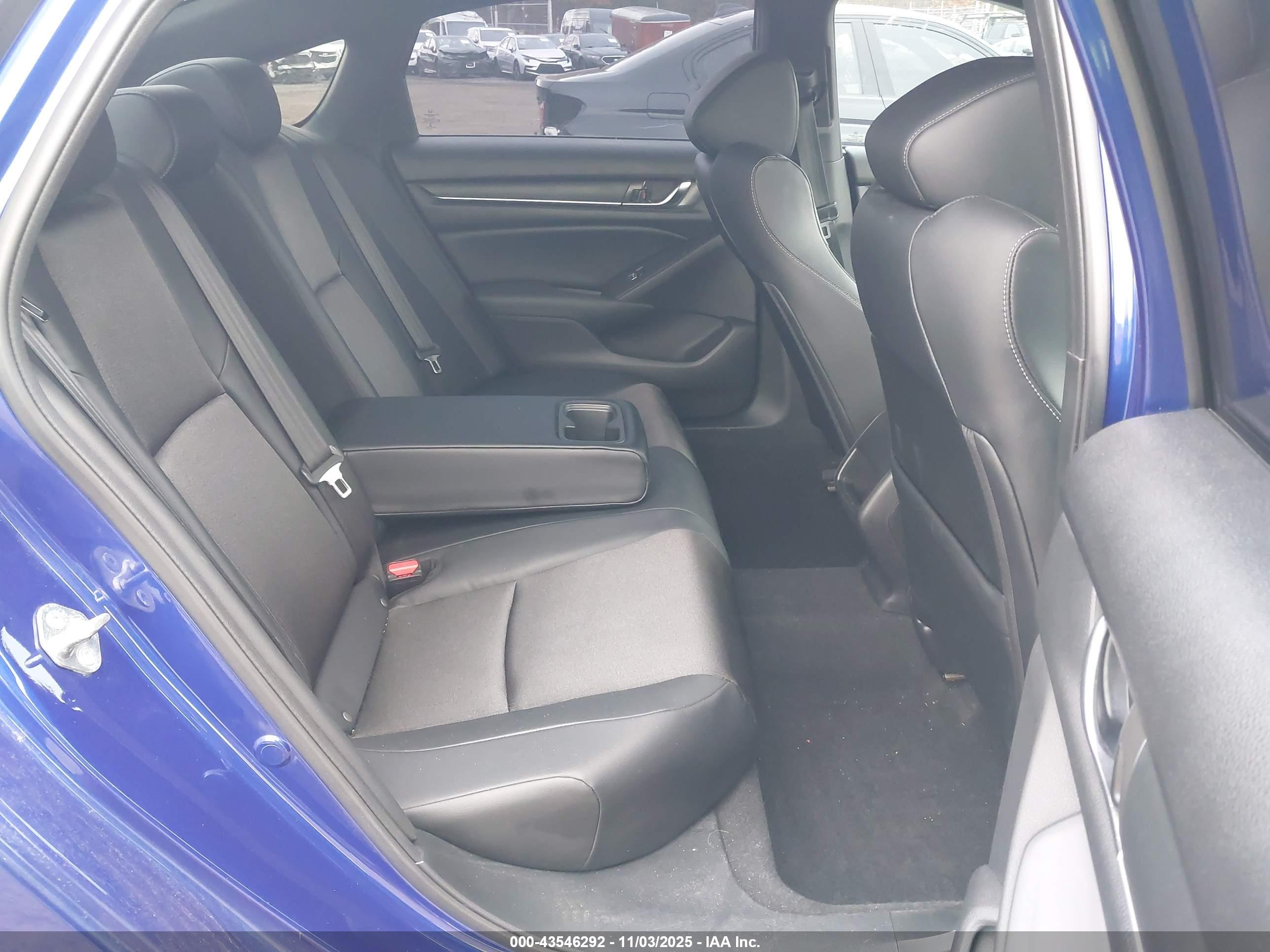 HONDA ACCORD image 8