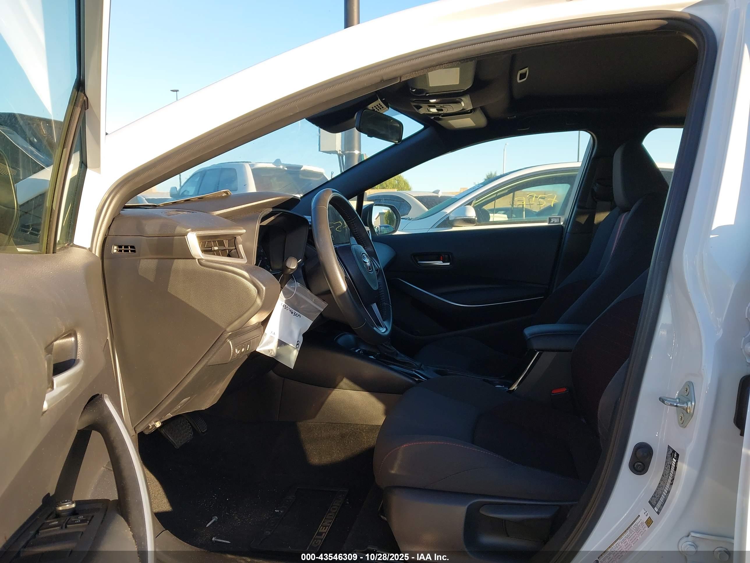 TOYOTA COROLLA image 5