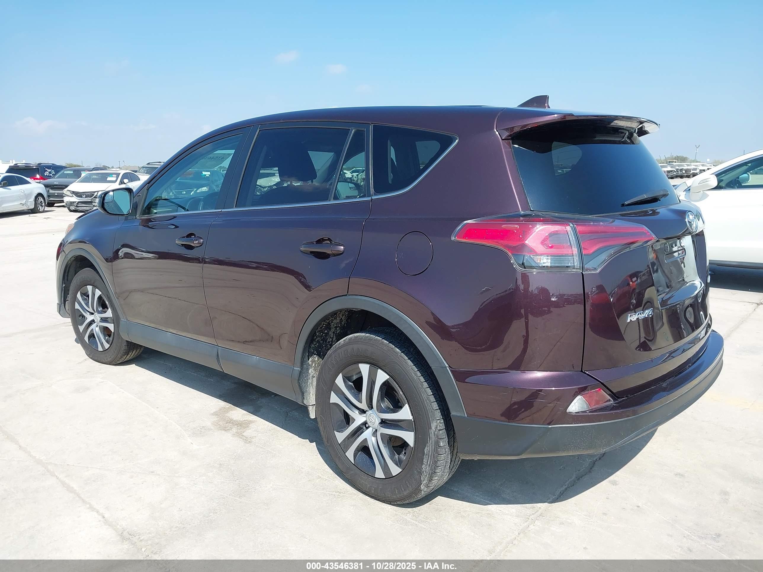 TOYOTA RAV4 image 3