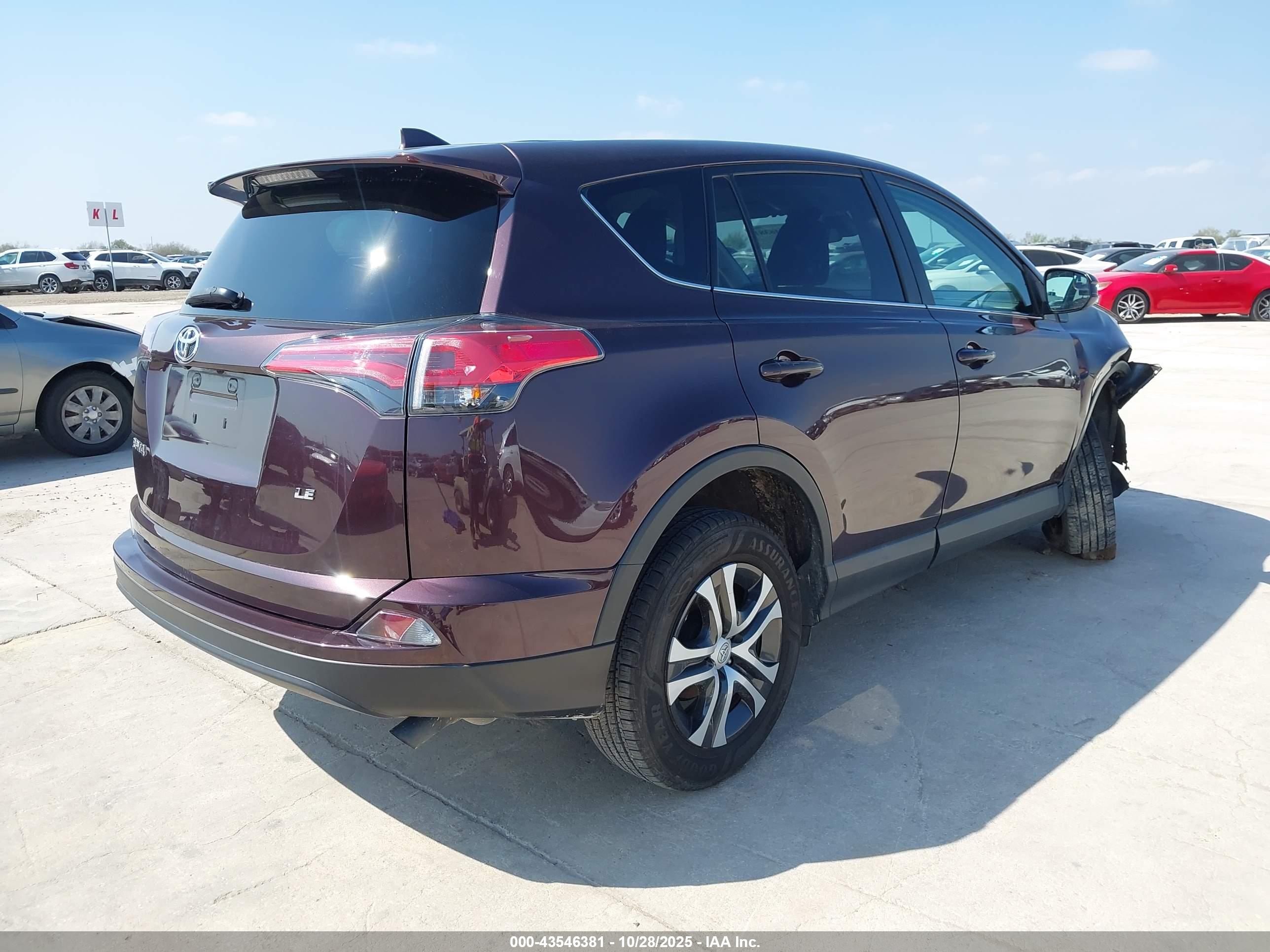 TOYOTA RAV4 image 4