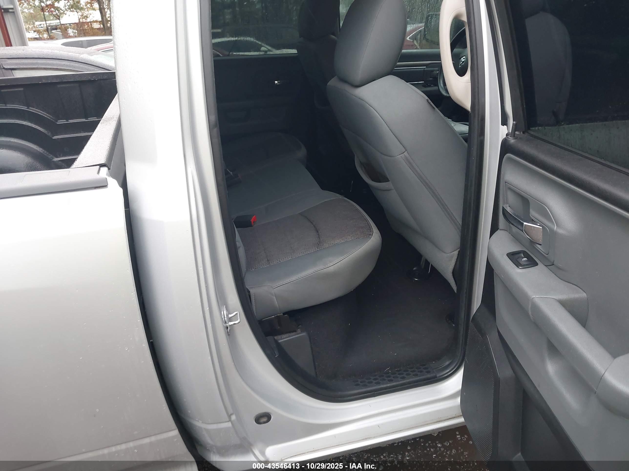 RAM 1500 image 8