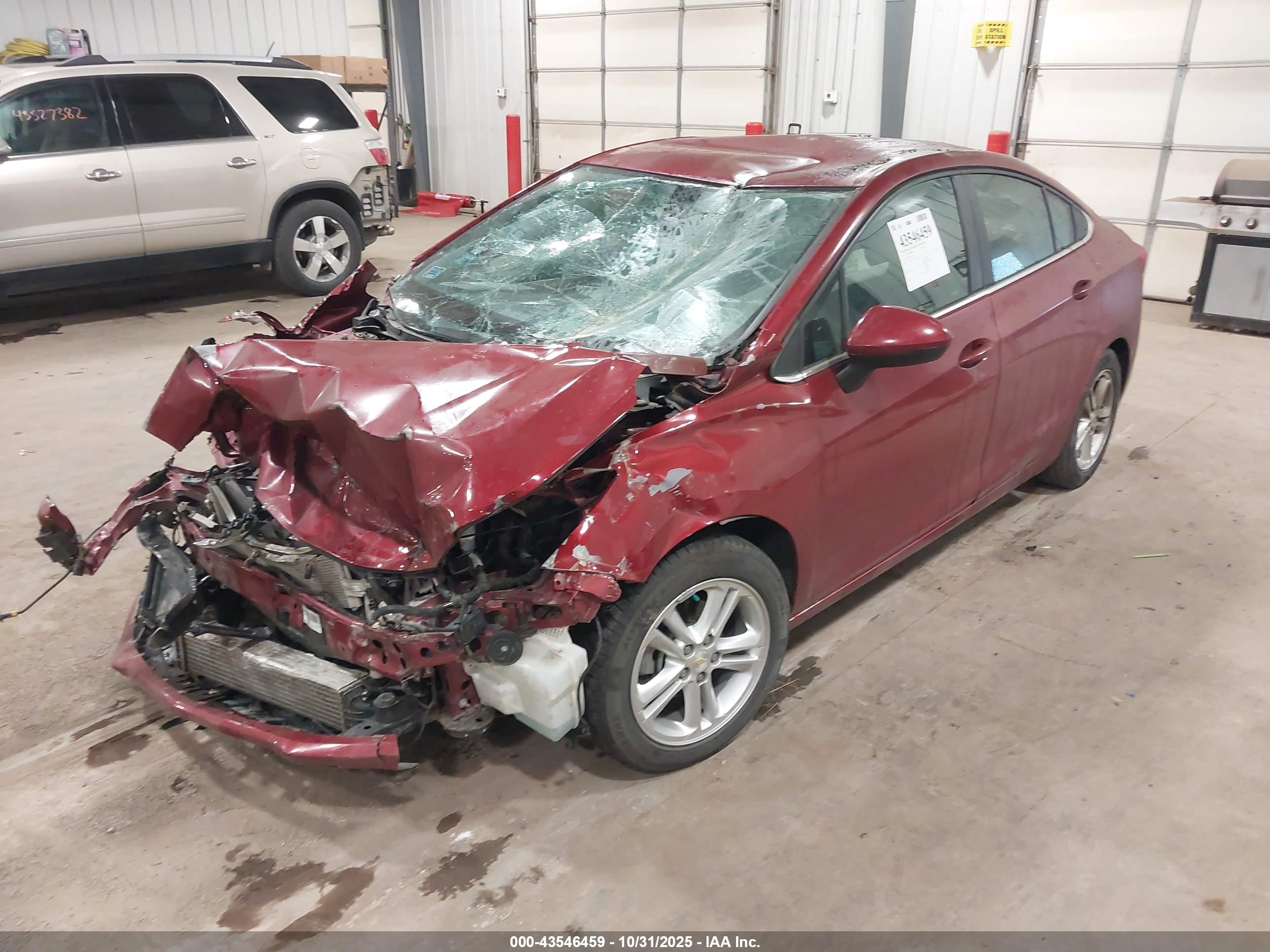 CHEVROLET CRUZE image 2