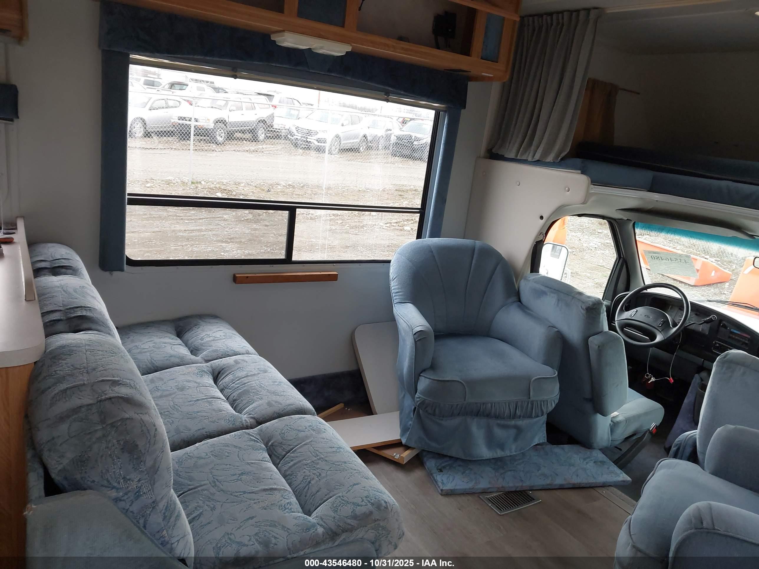FORD ECONOLINE image 8