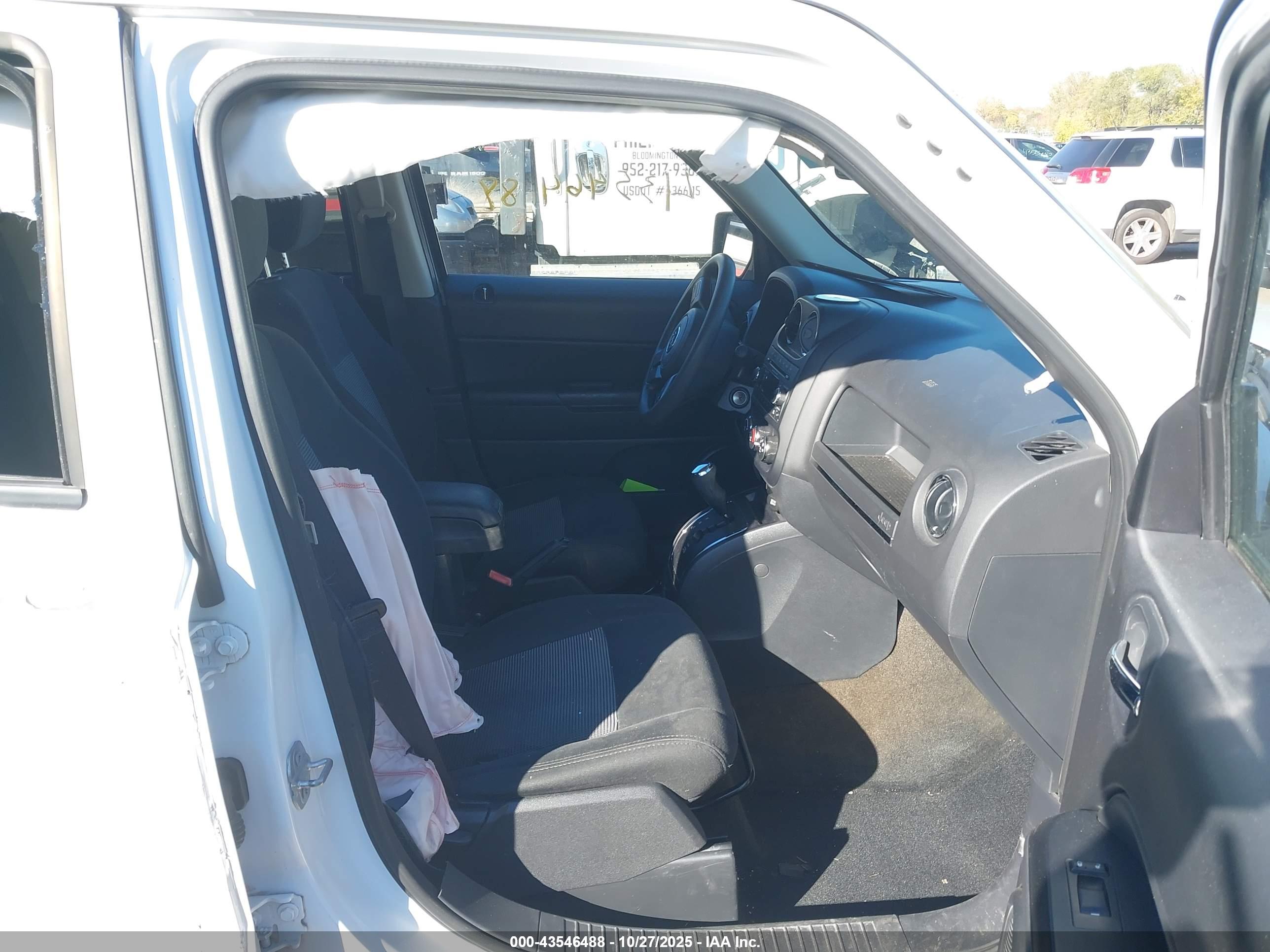 JEEP PATRIOT image 5