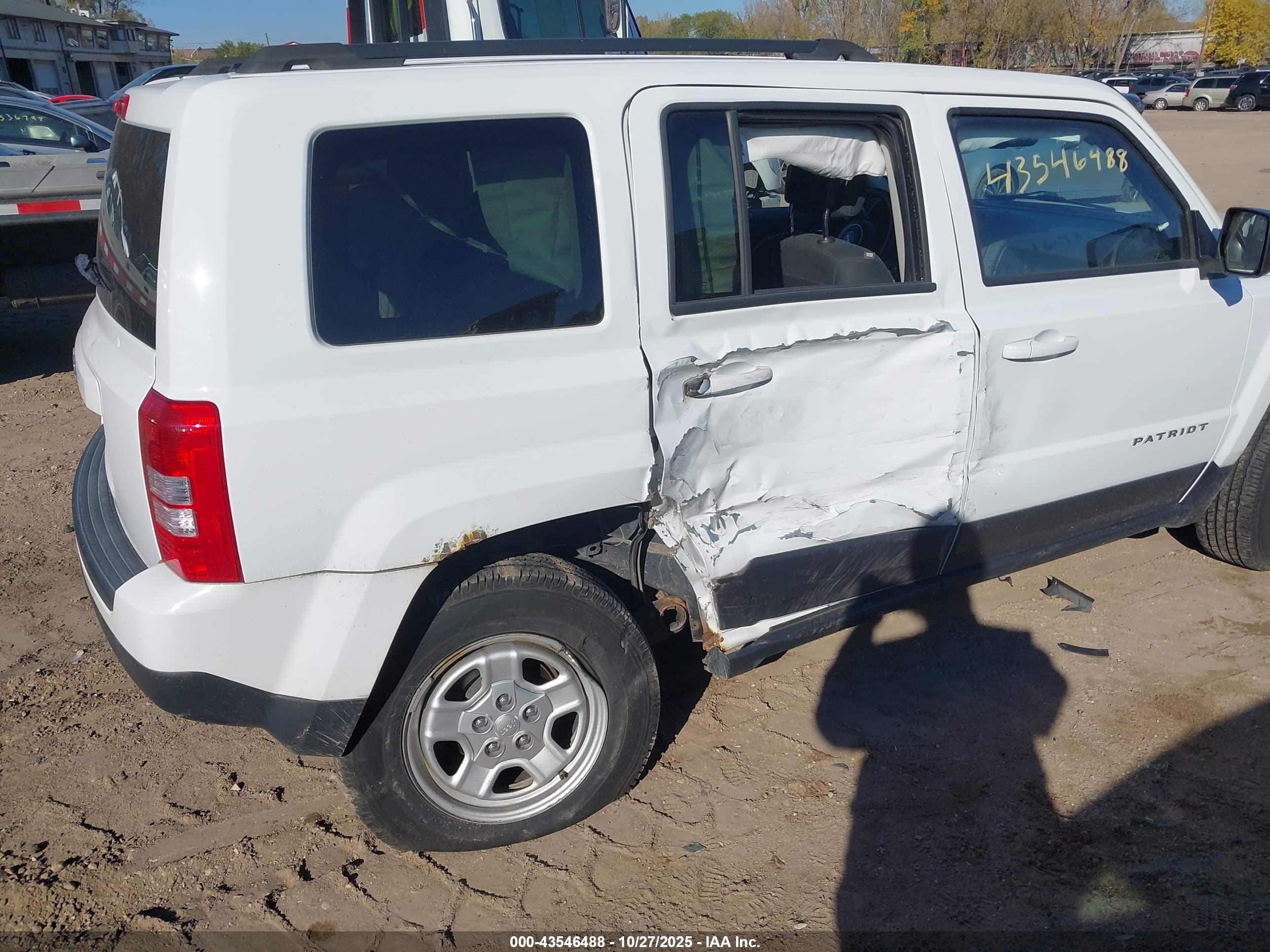 JEEP PATRIOT image 6