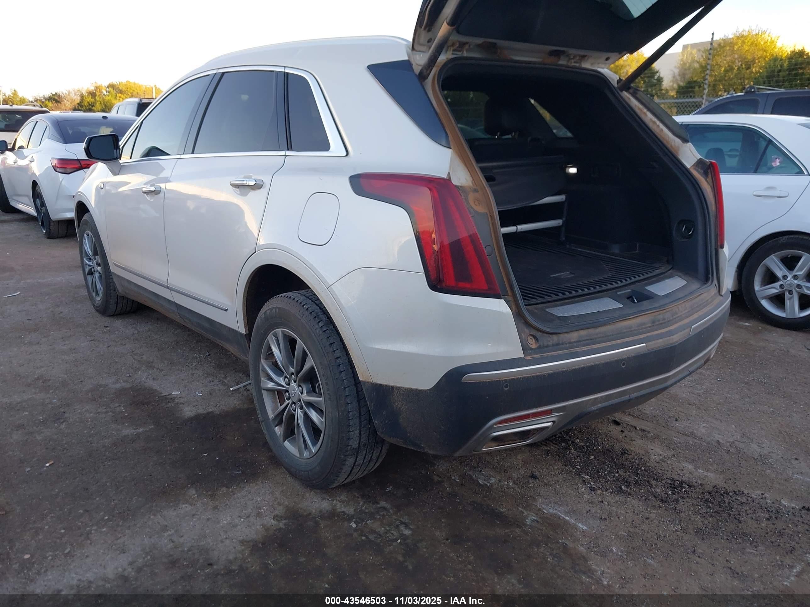 CADILLAC XT5 image 3