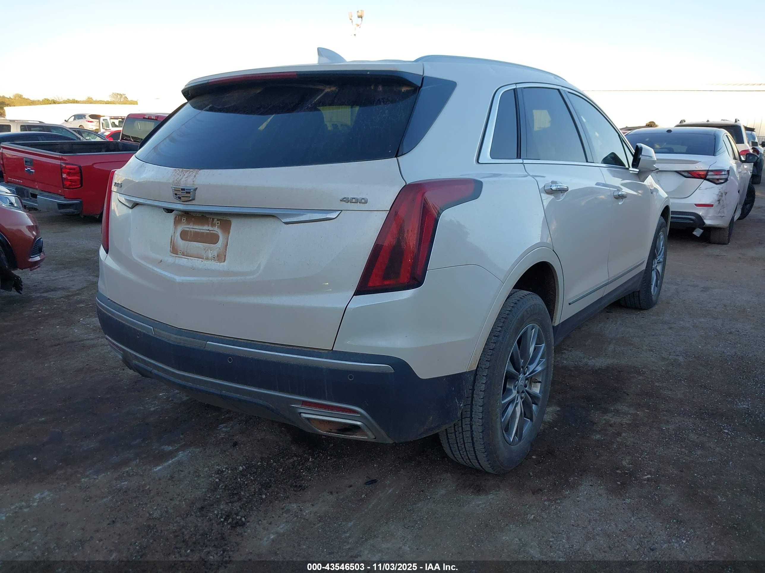CADILLAC XT5 image 4