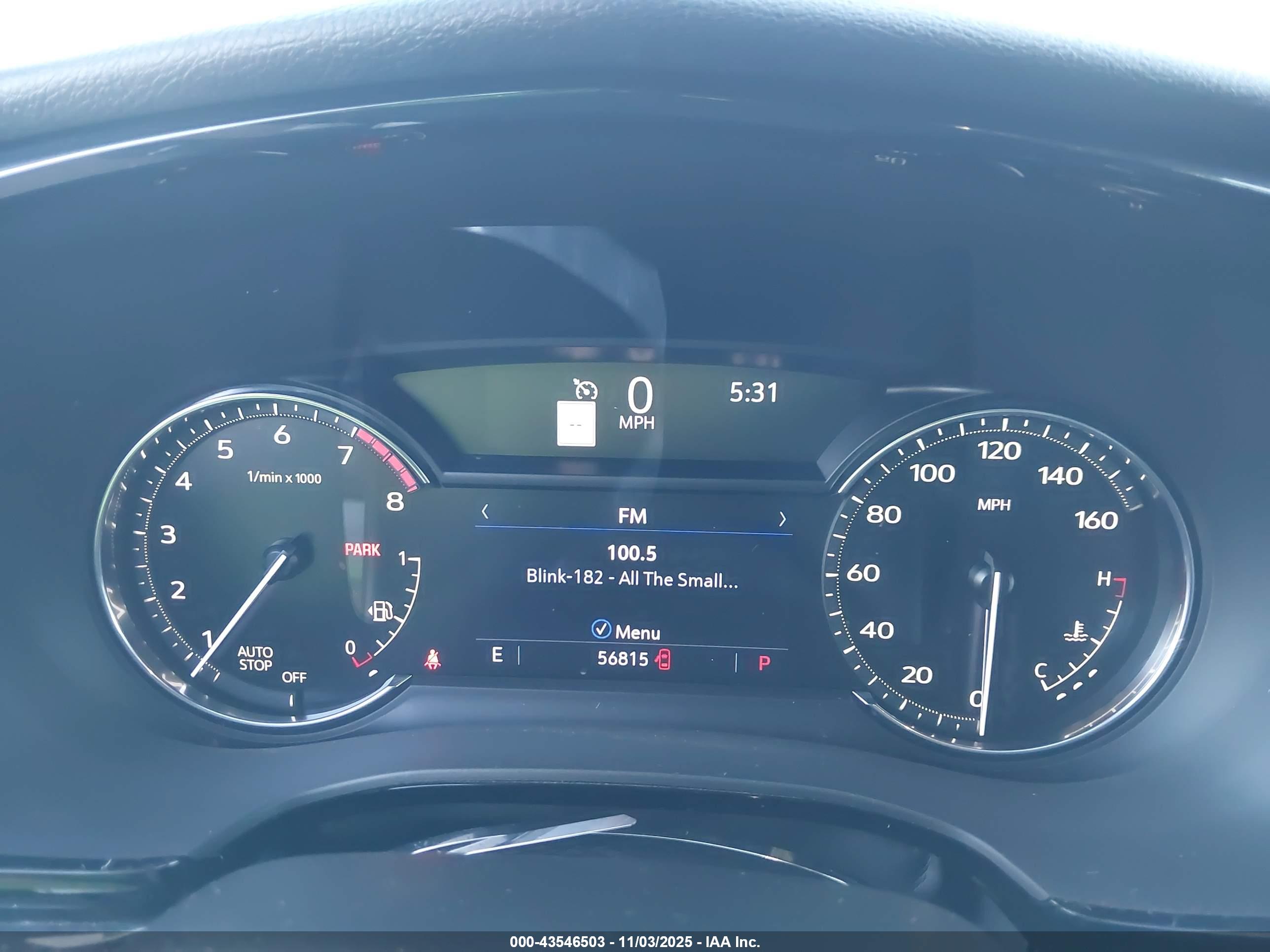 CADILLAC XT5 image 7