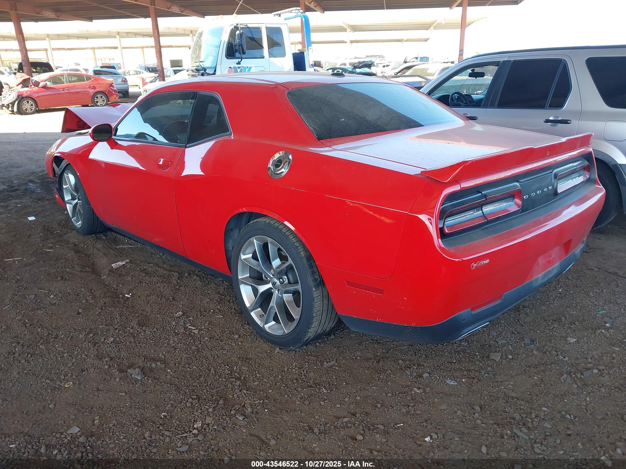 DODGE CHALLENGER image 3