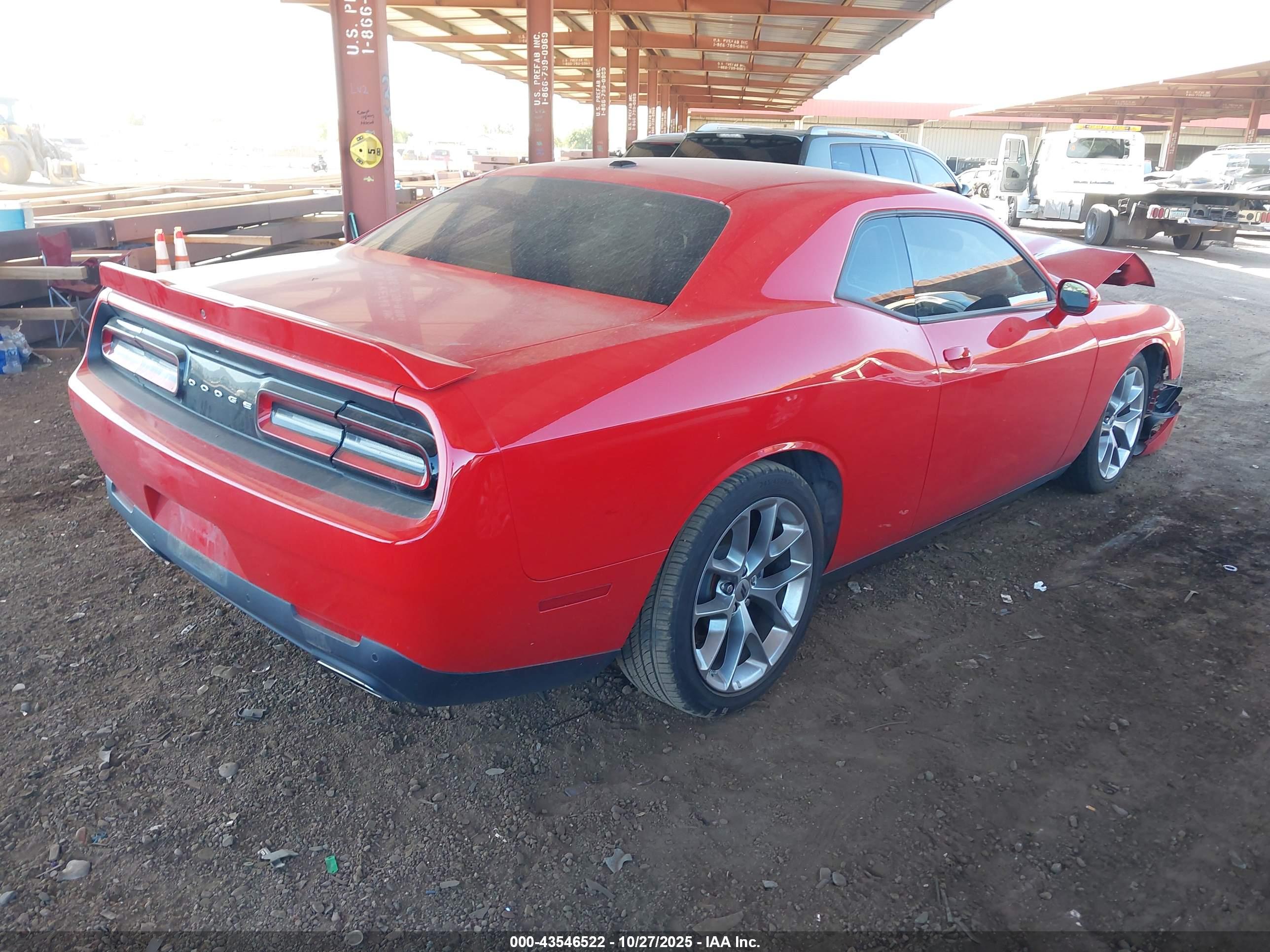 DODGE CHALLENGER image 4