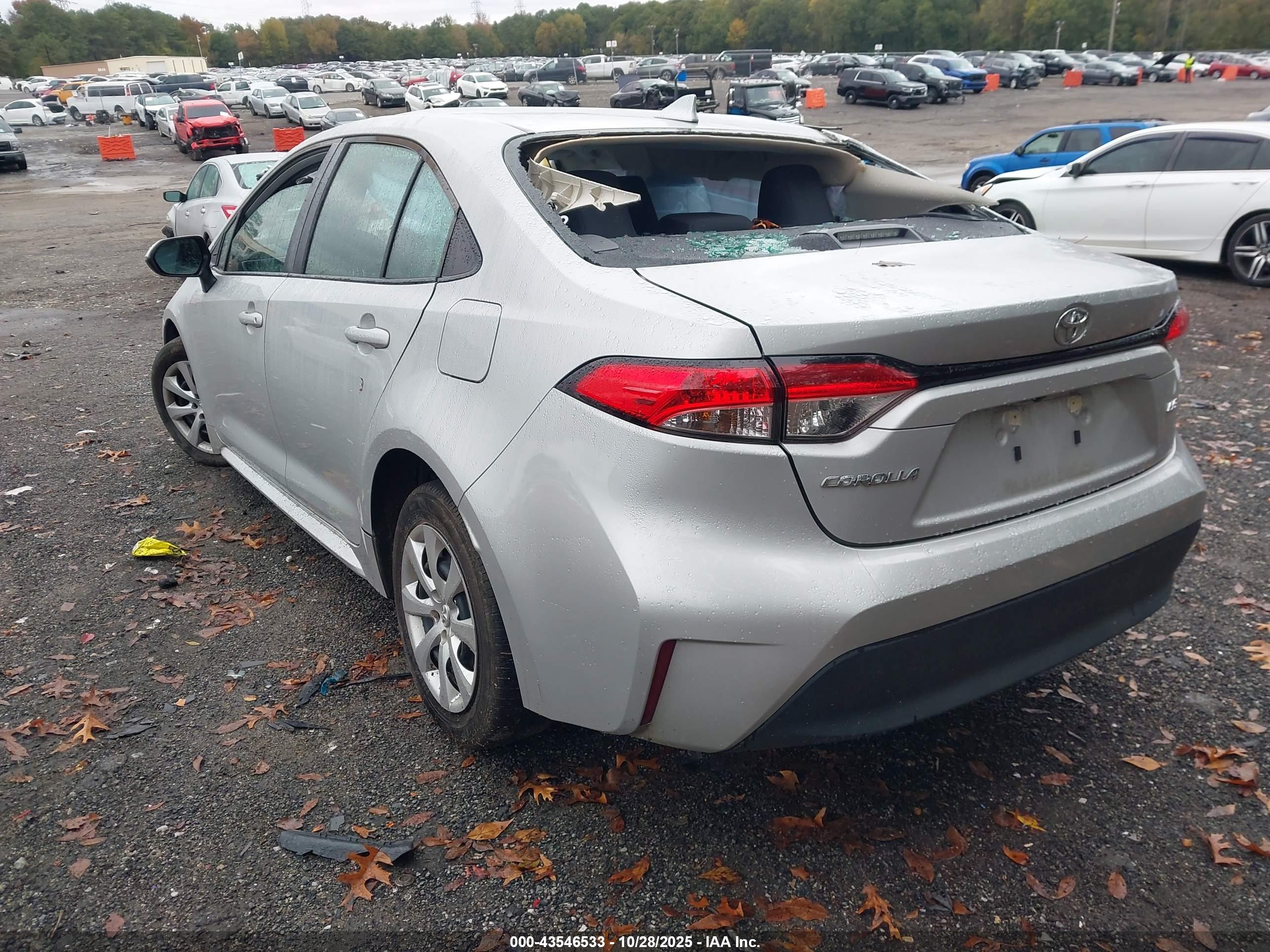 TOYOTA COROLLA image 3