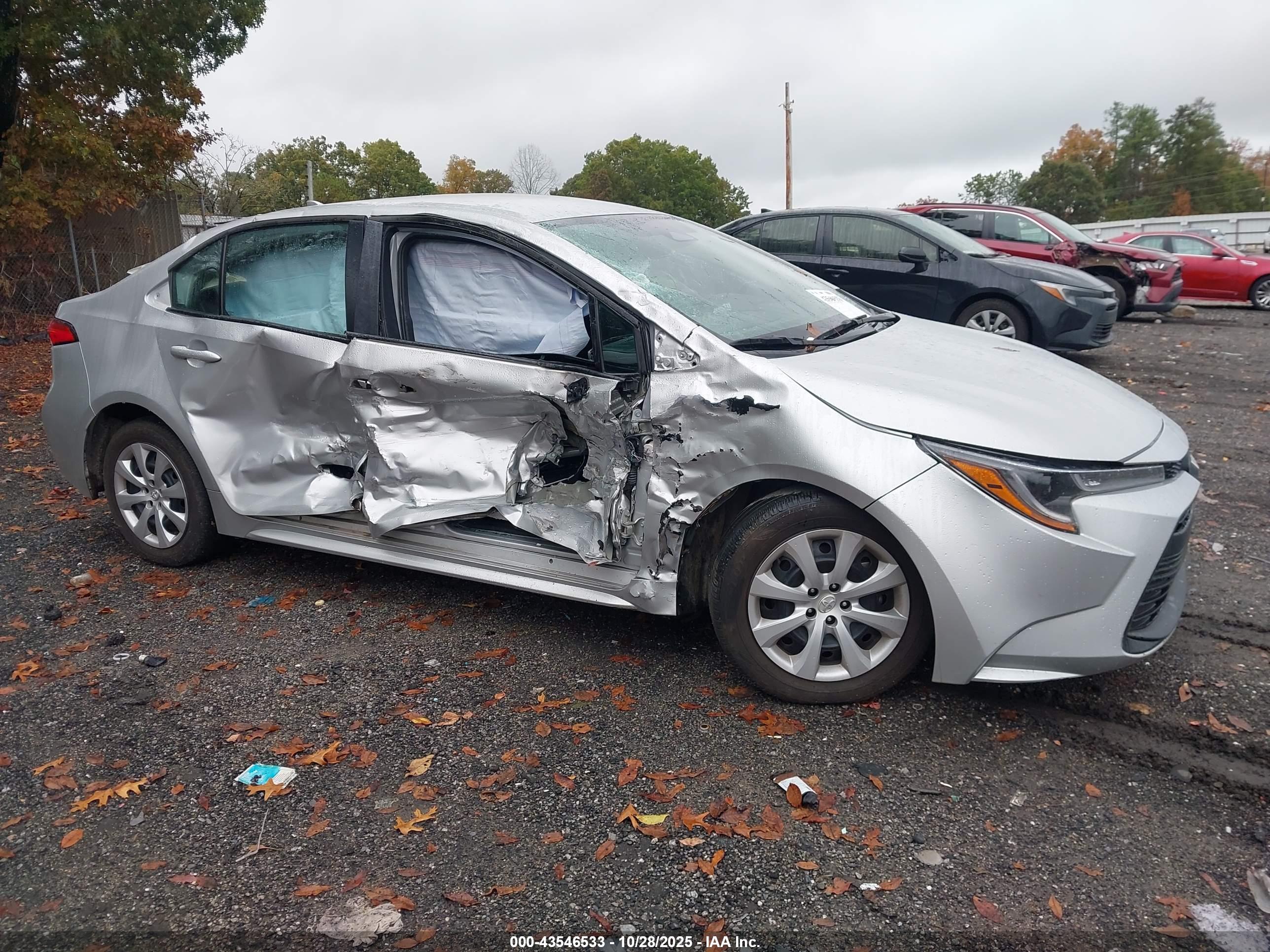 TOYOTA COROLLA image 6
