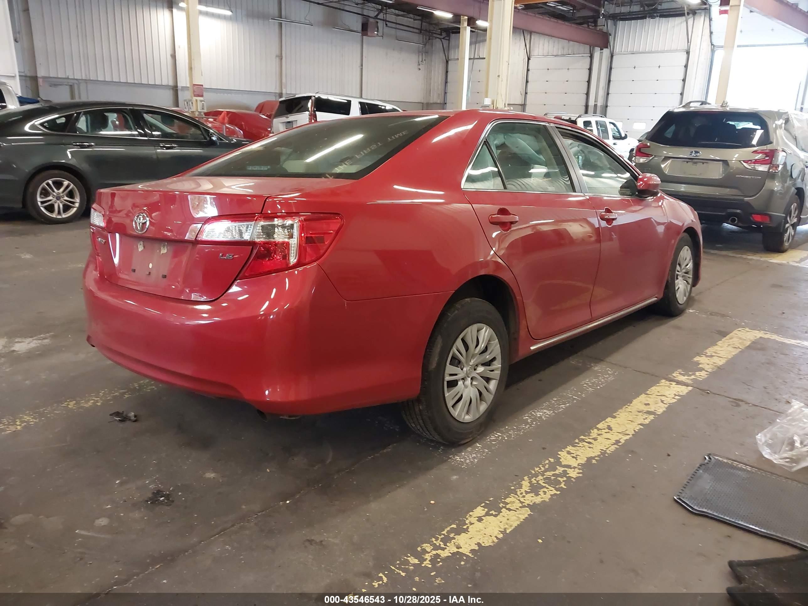 TOYOTA CAMRY image 4