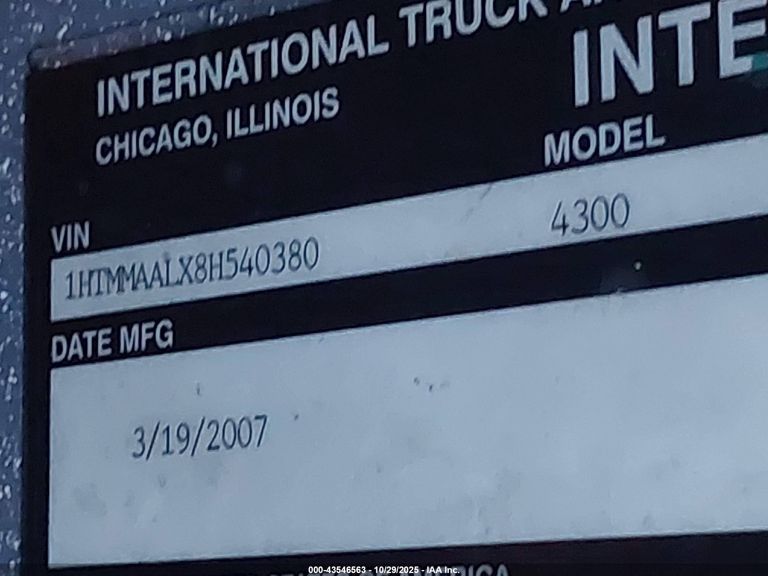 INTERNATIONAL 4000 image 9