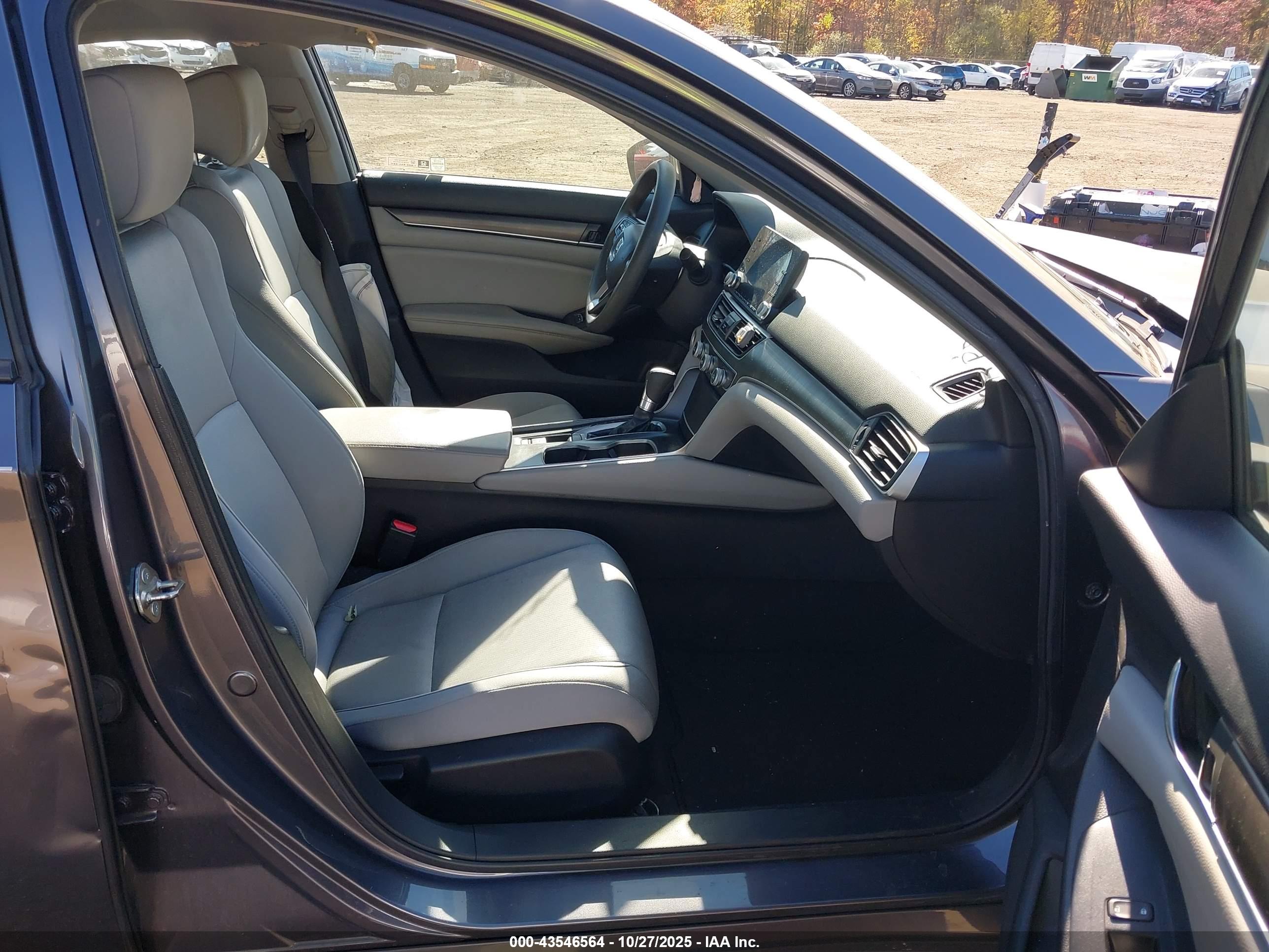 HONDA ACCORD image 5