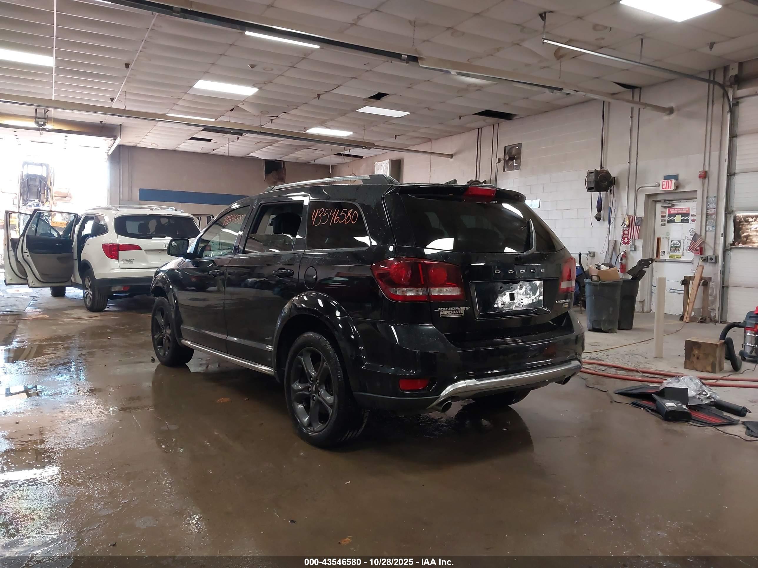DODGE JOURNEY image 3