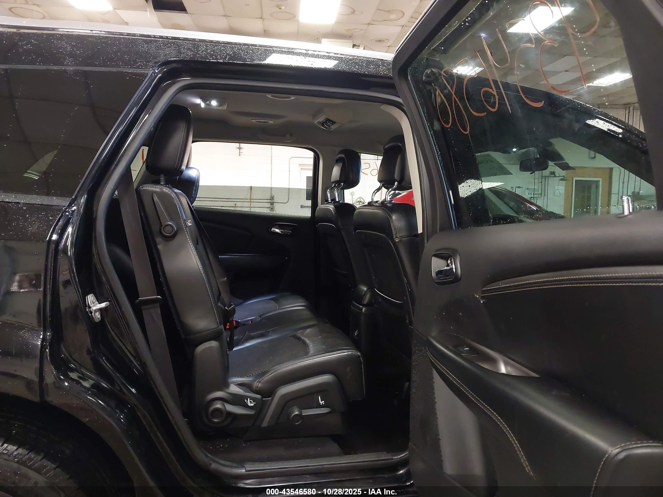 DODGE JOURNEY image 8