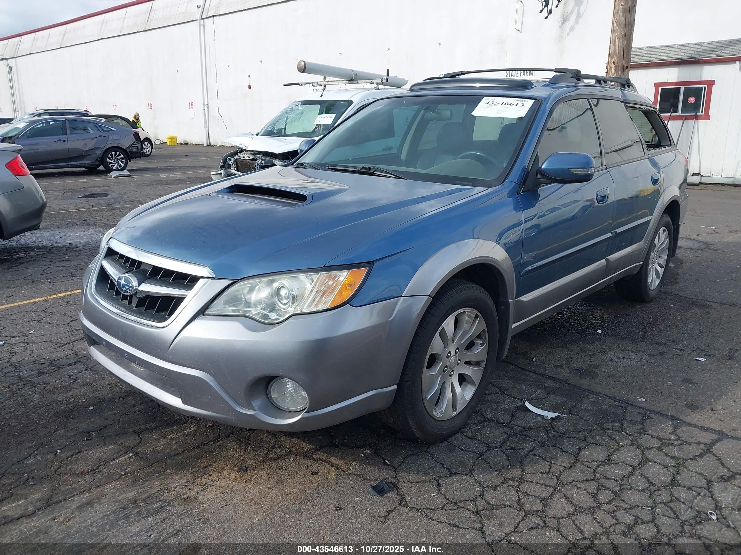 SUBARU OUTBACK image 2