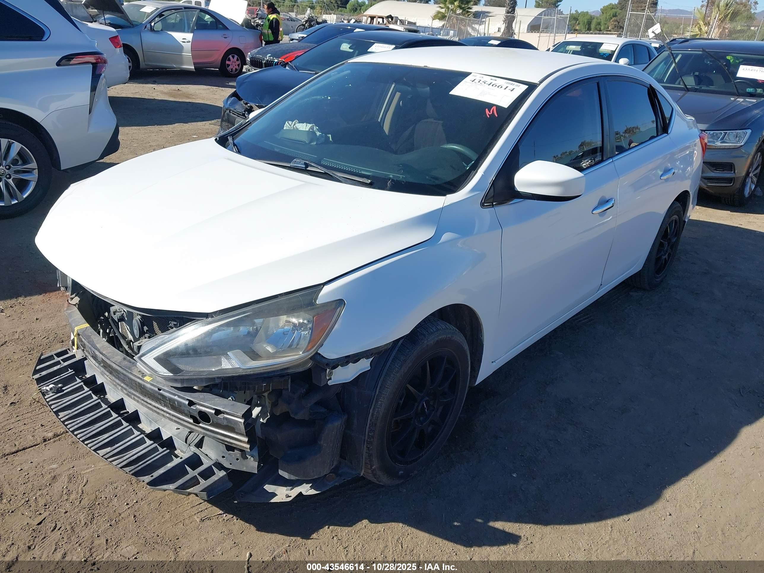 NISSAN SENTRA image 2