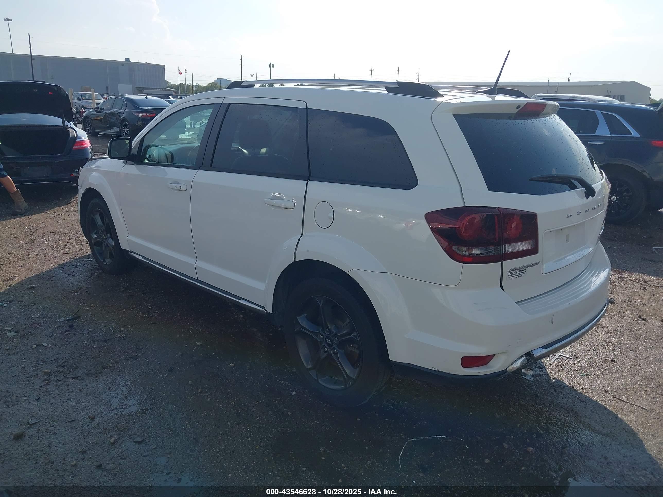 DODGE JOURNEY image 3