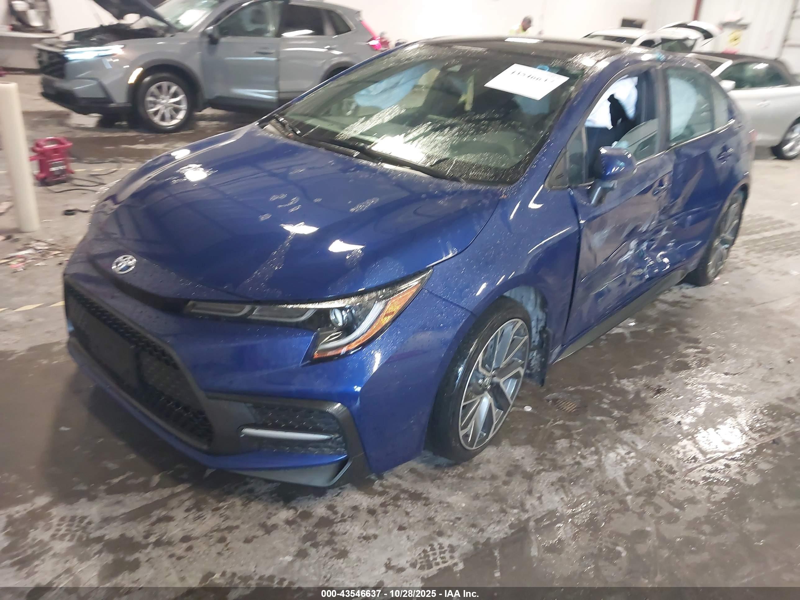 TOYOTA COROLLA image 2