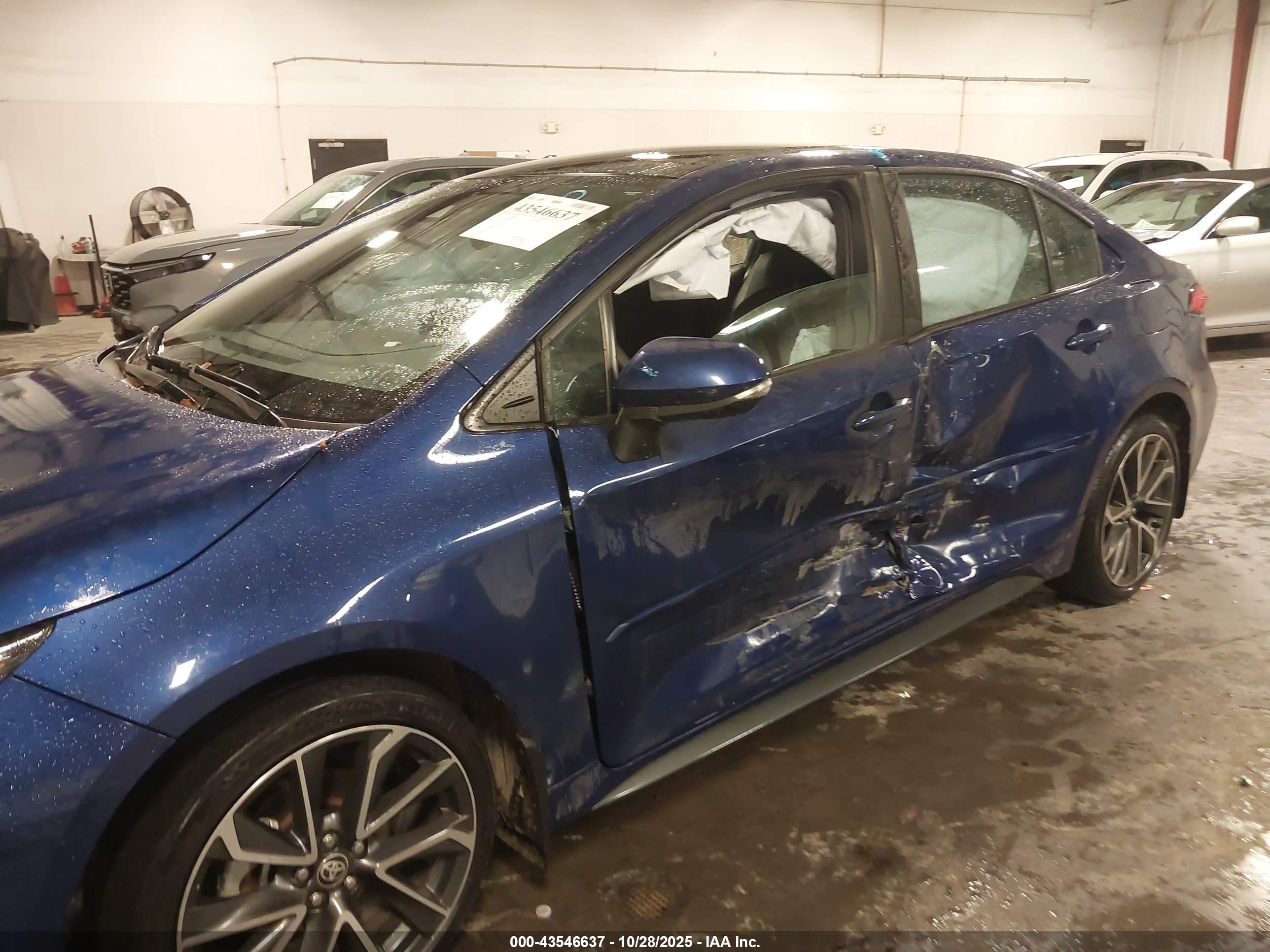 TOYOTA COROLLA image 6
