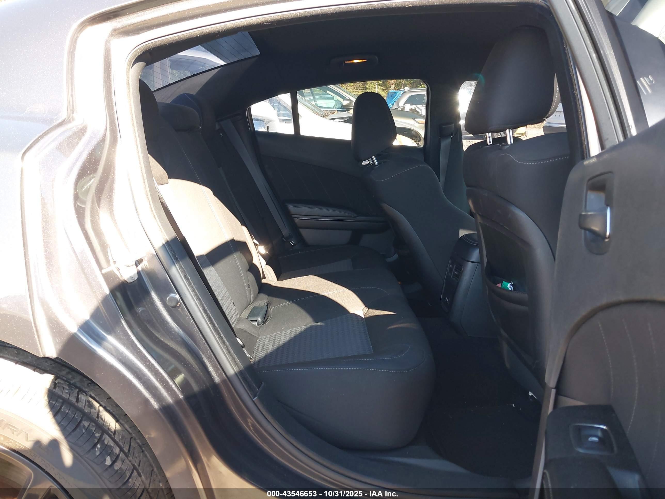 DODGE CHARGER image 8