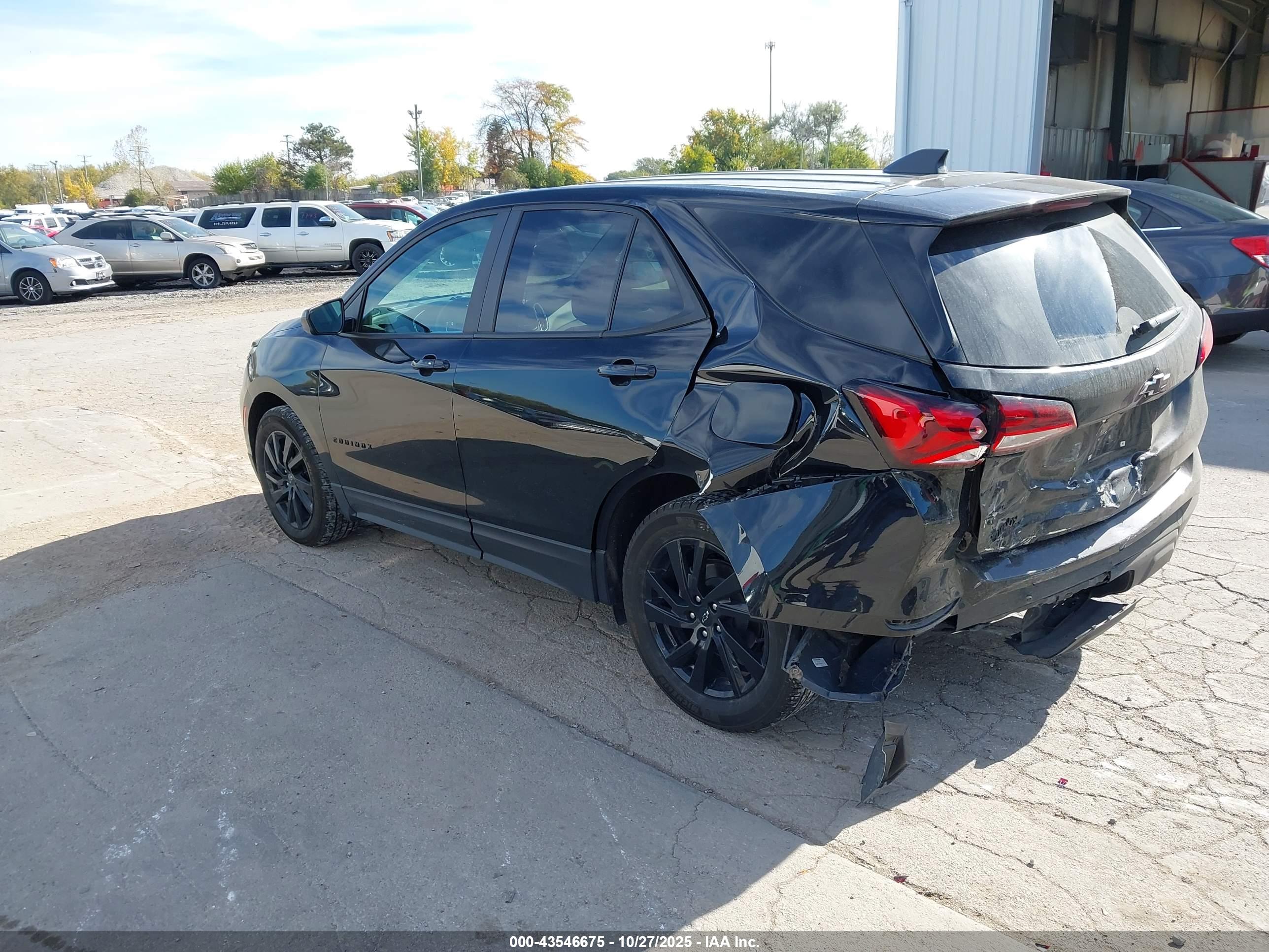 CHEVROLET EQUINOX image 3
