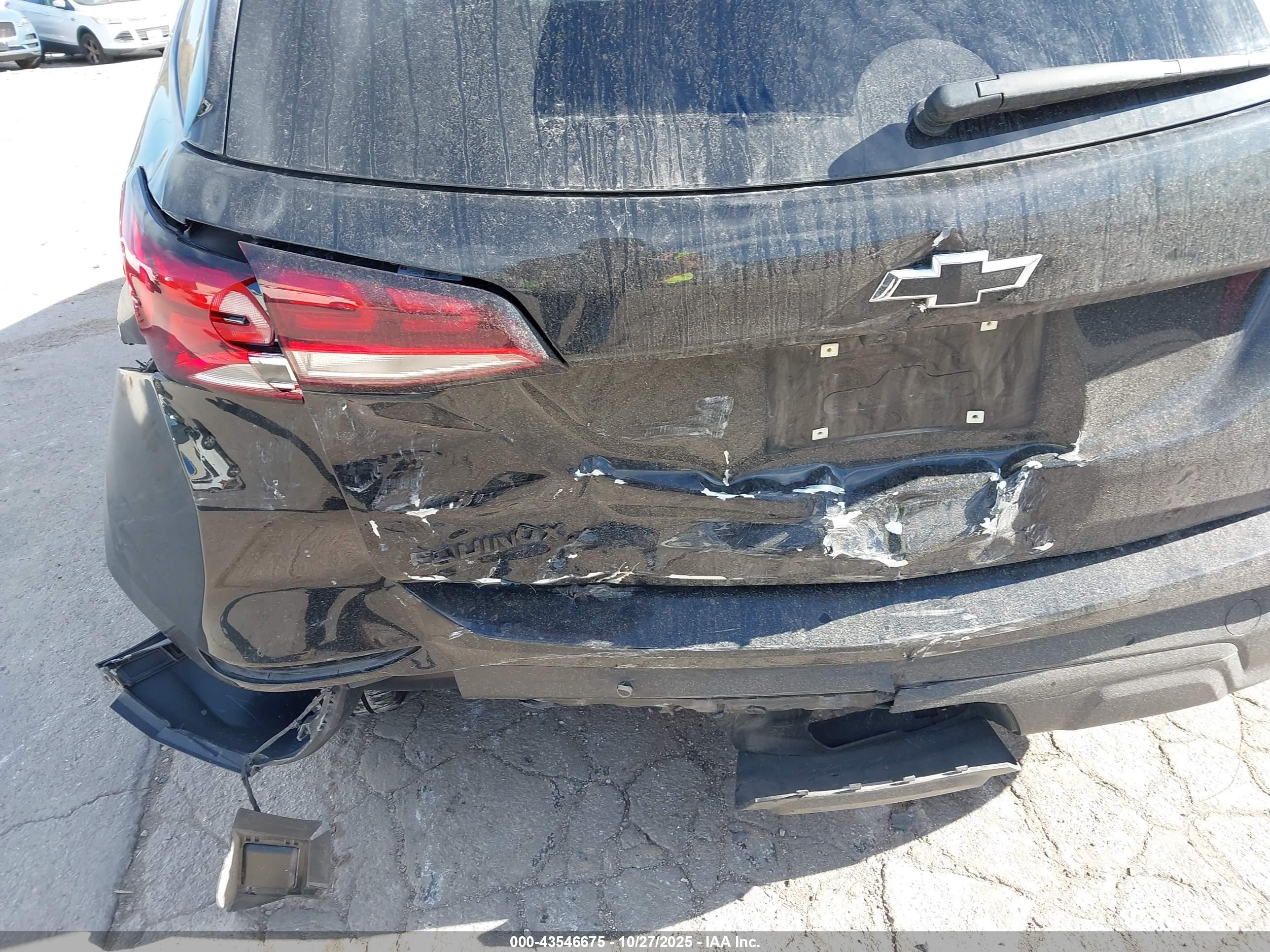 CHEVROLET EQUINOX image 6