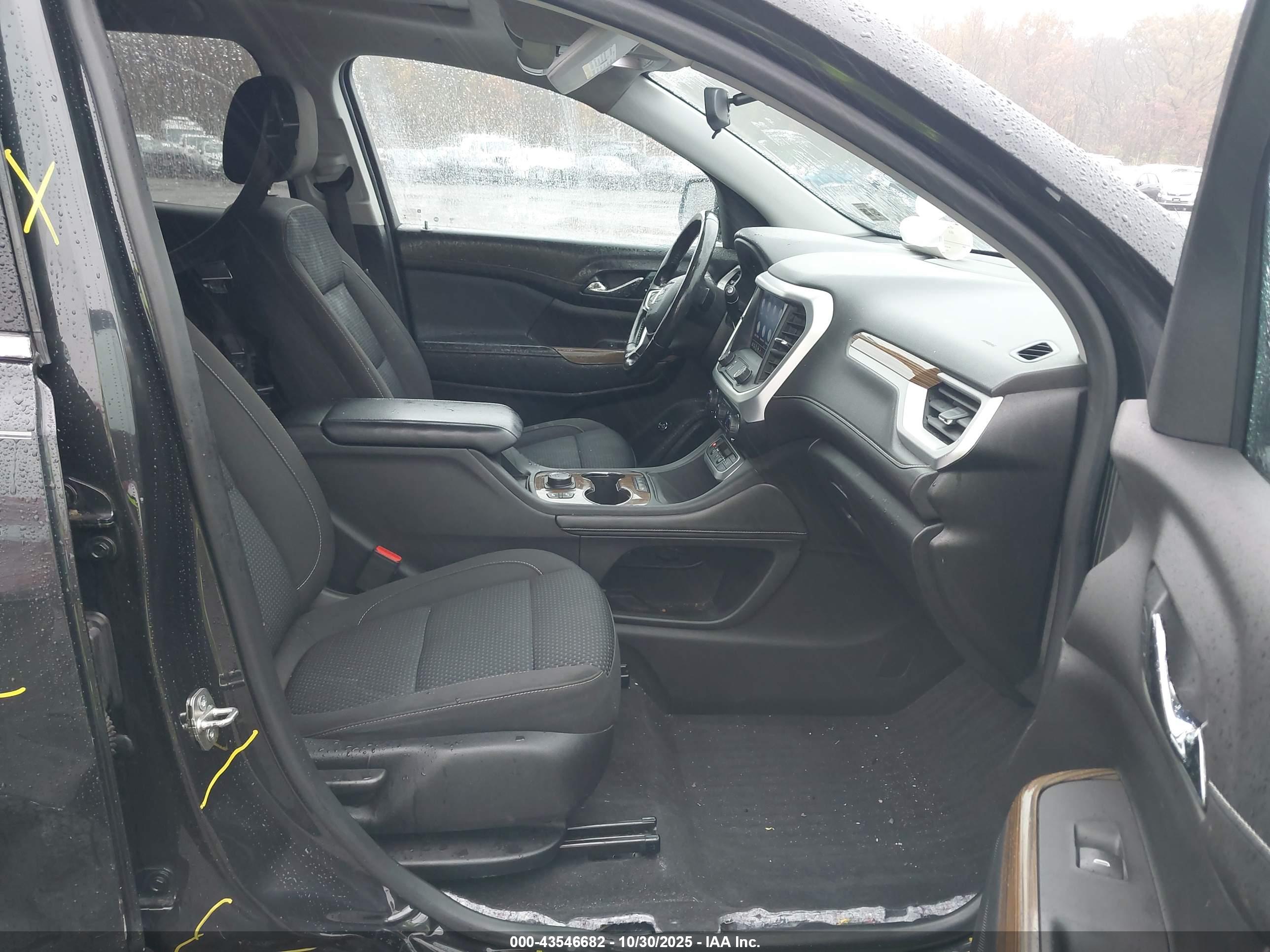 GMC ACADIA image 5