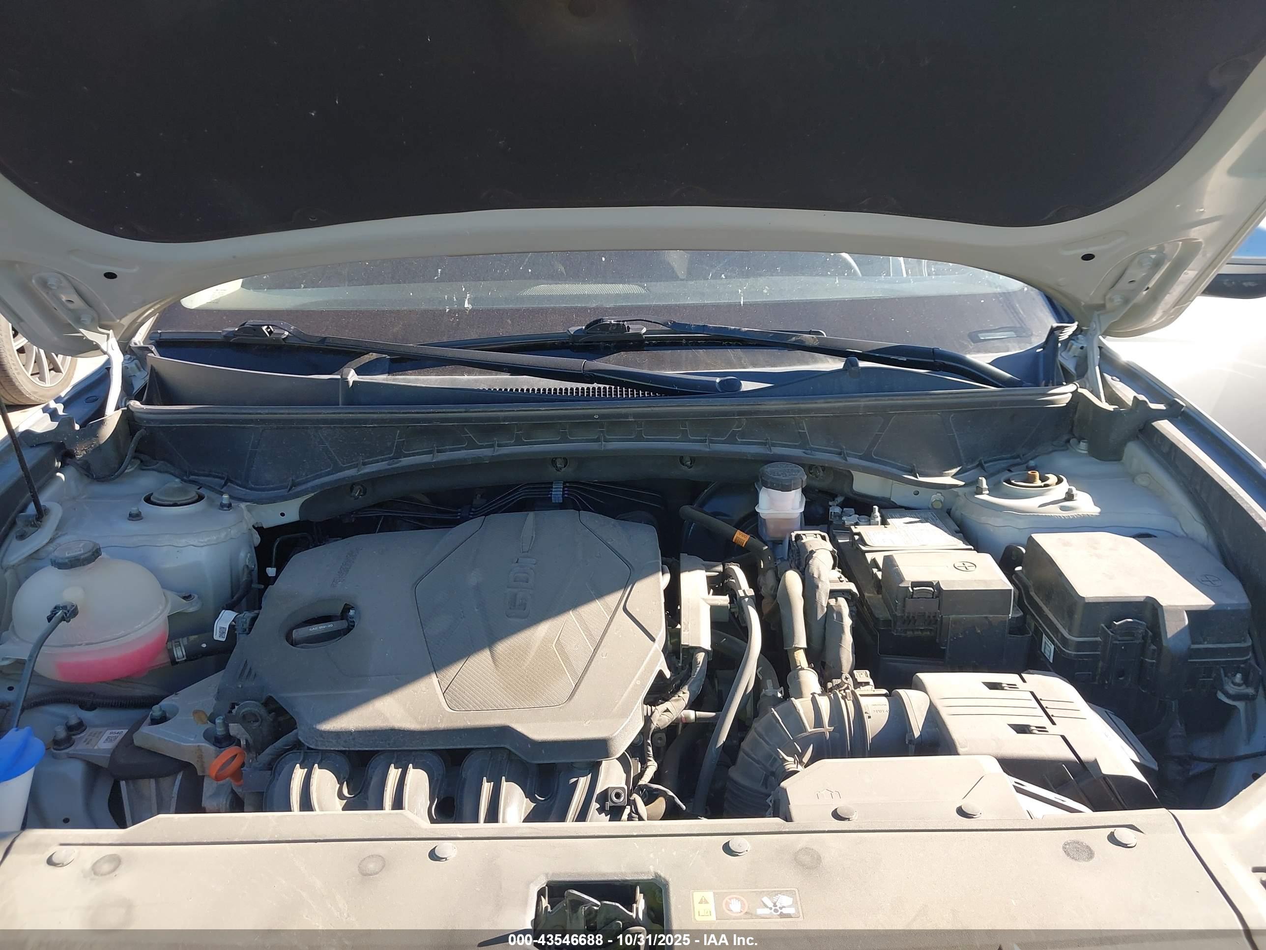 HYUNDAI TUCSON image 10