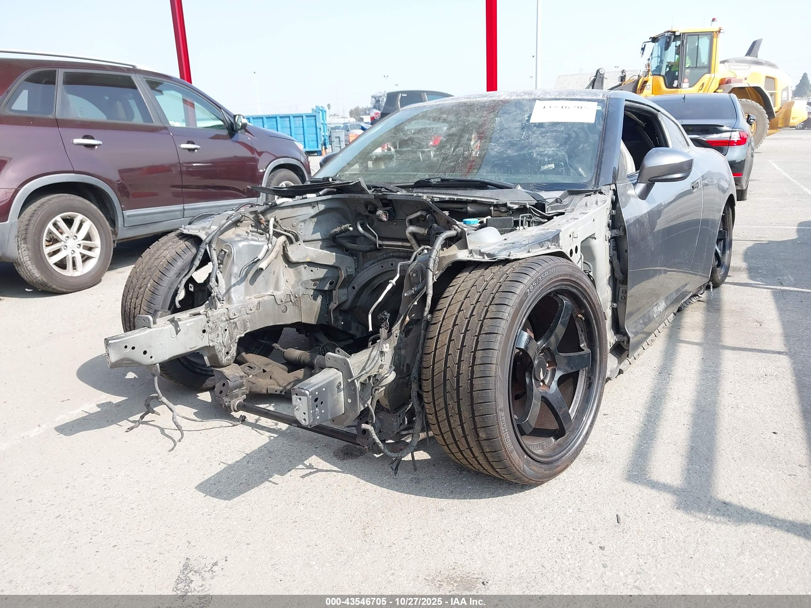 NISSAN GT-R image 2