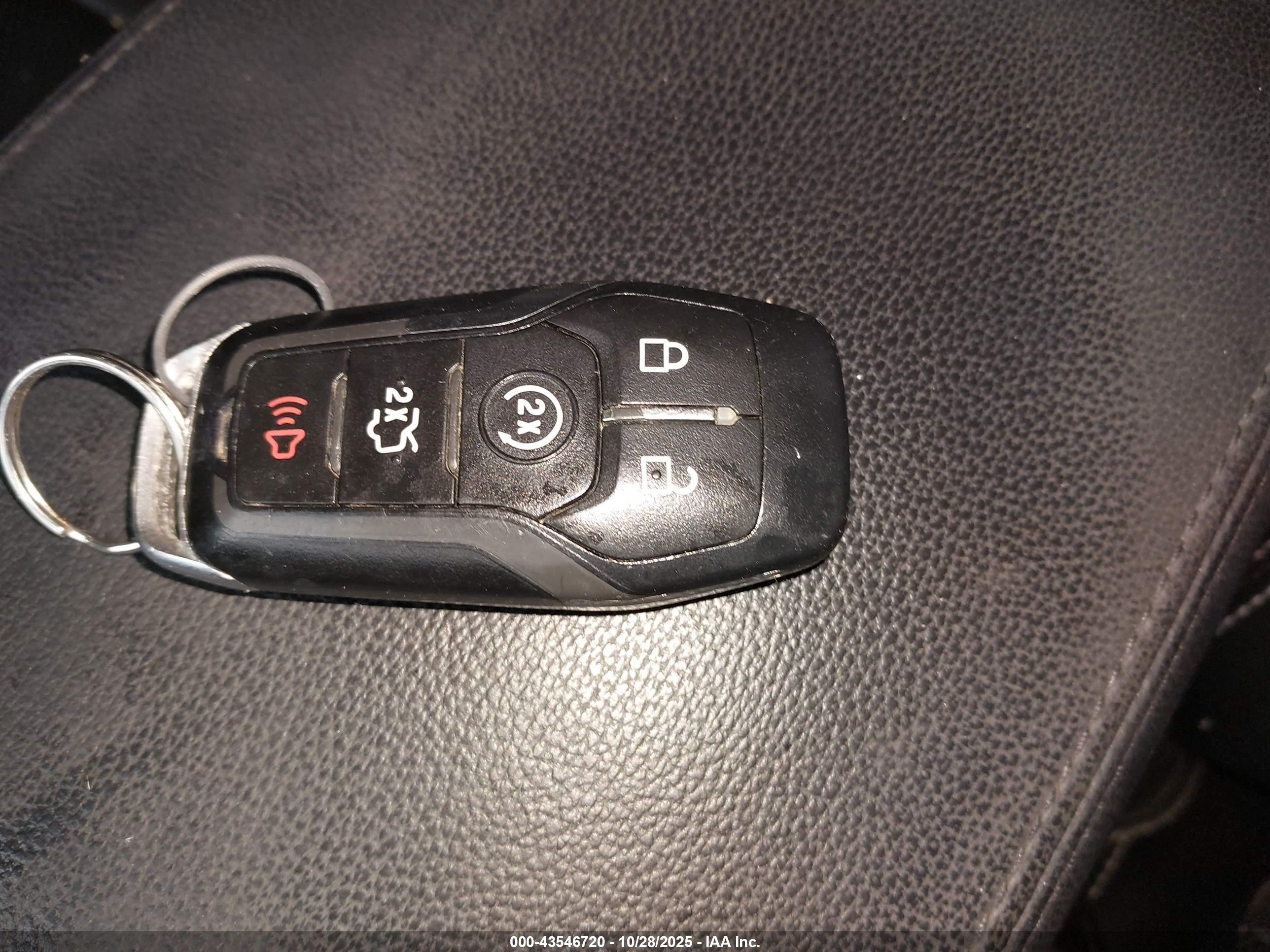 FORD EXPLORER image 11