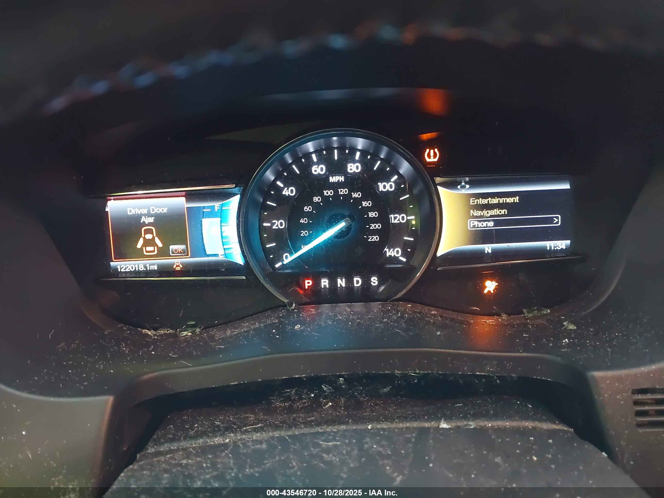 FORD EXPLORER image 7