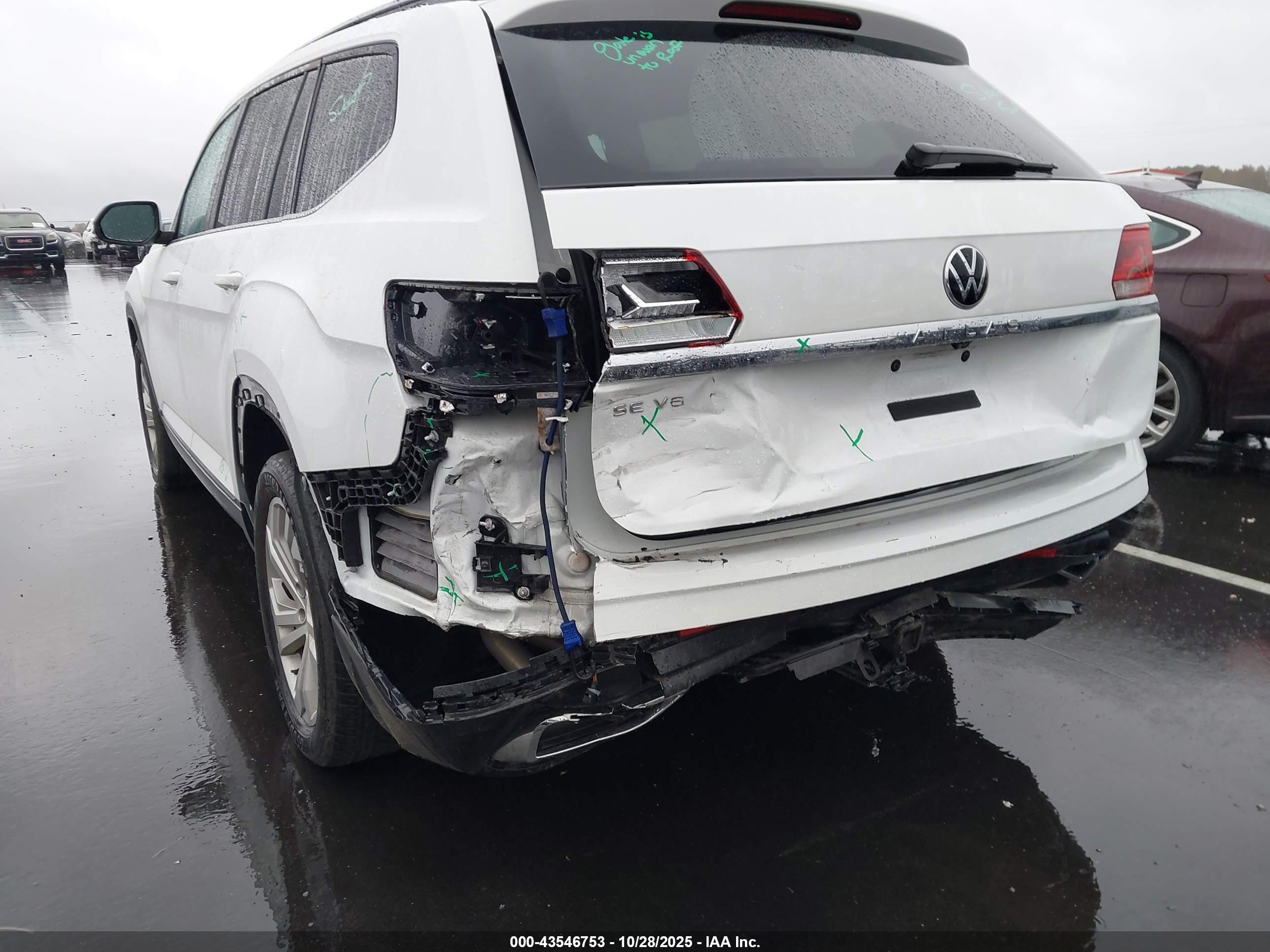 VOLKSWAGEN ATLAS image 6