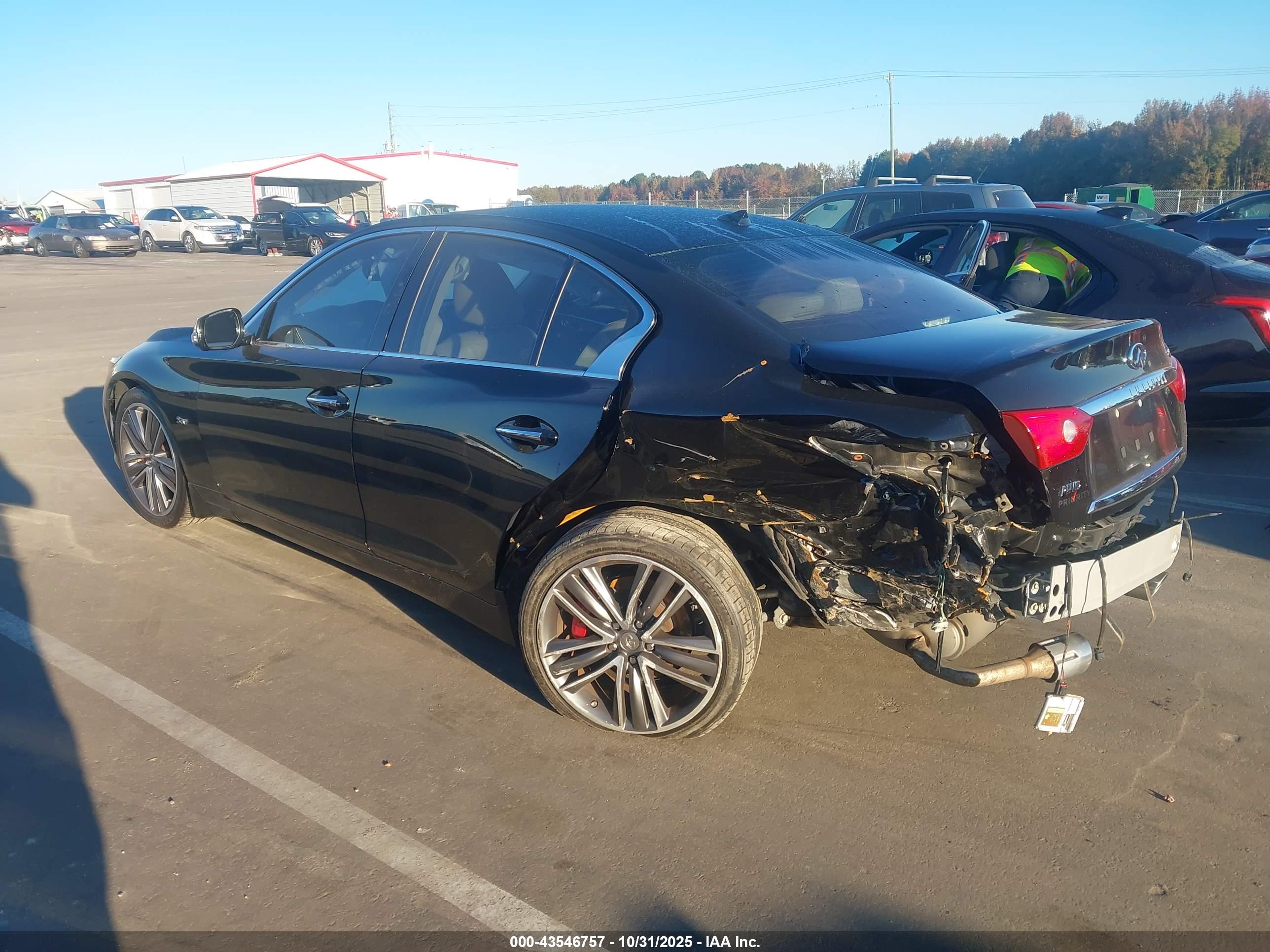 INFINITI Q50 image 3