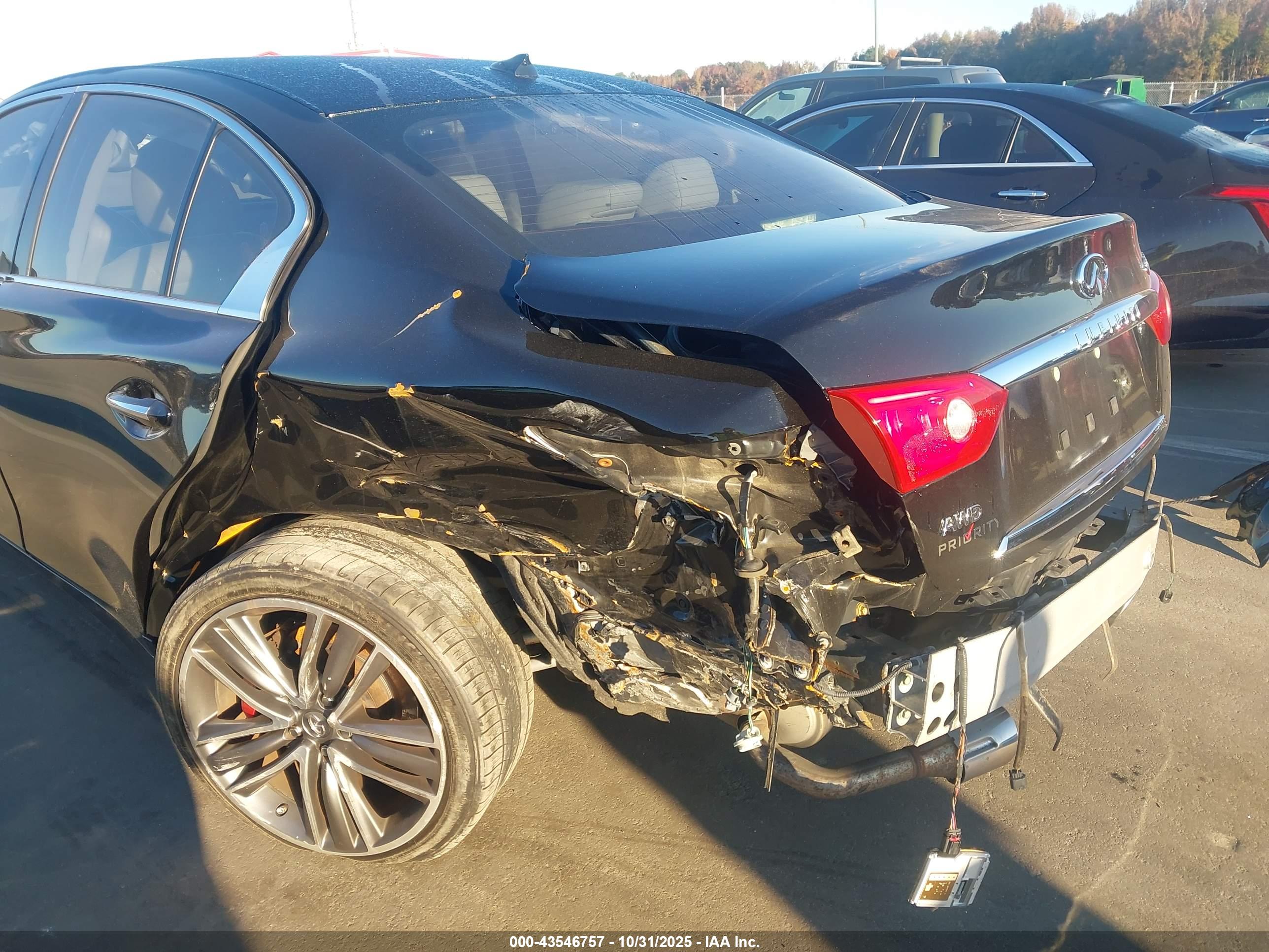 INFINITI Q50 image 6