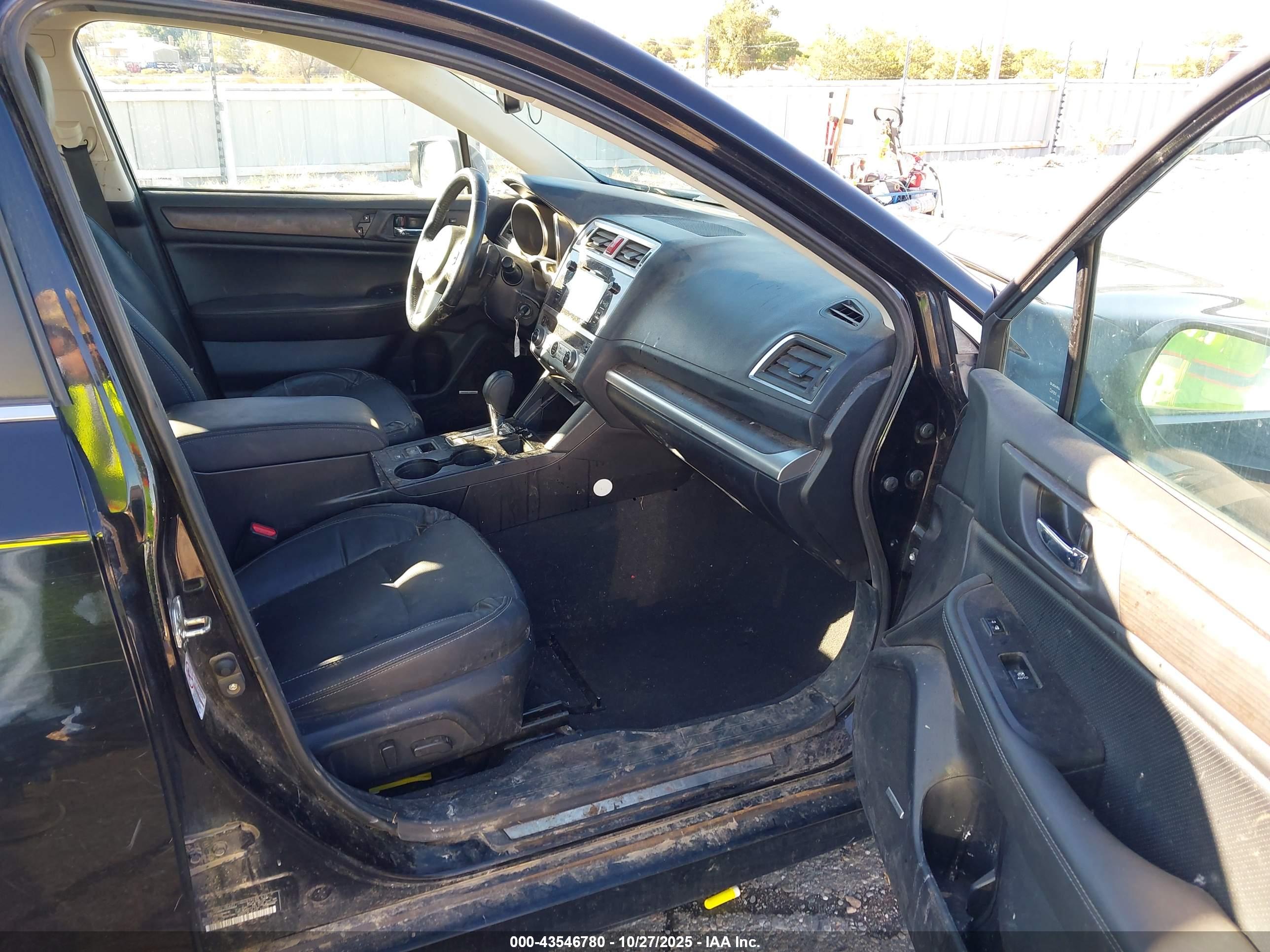 SUBARU LEGACY image 5