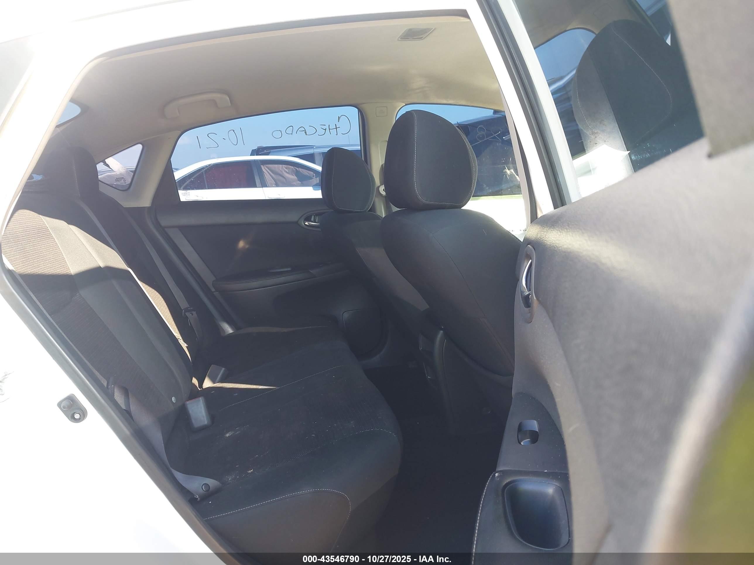NISSAN SENTRA image 8