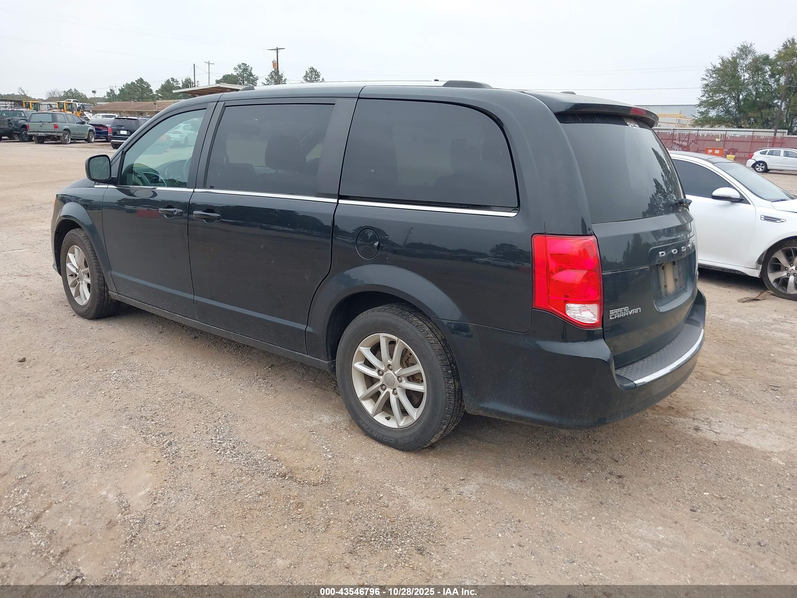 DODGE GRAND image 3