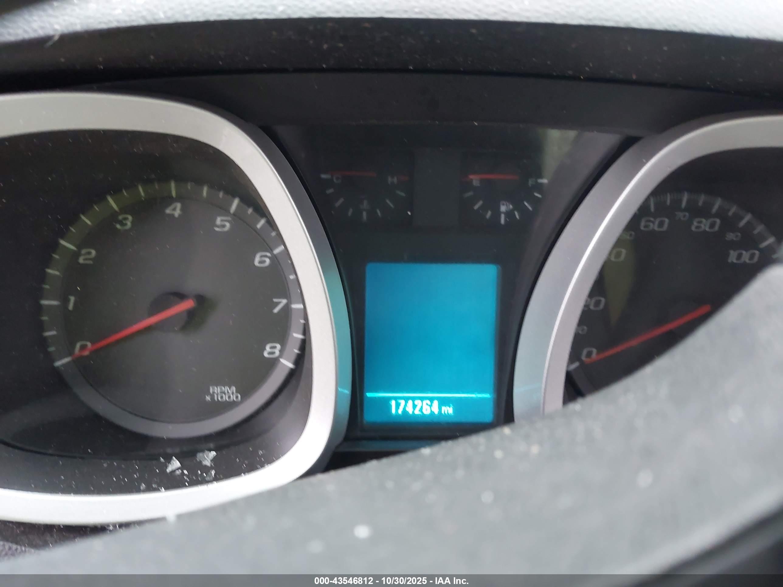 CHEVROLET EQUINOX image 7