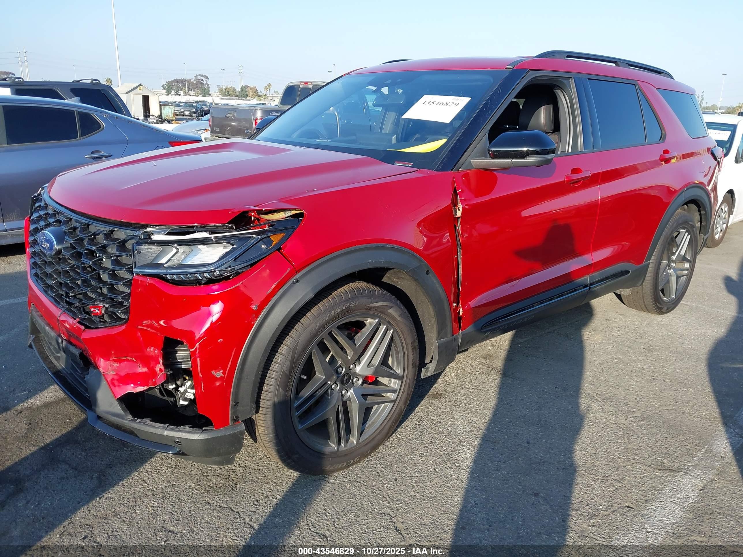 FORD EXPLORER image 2