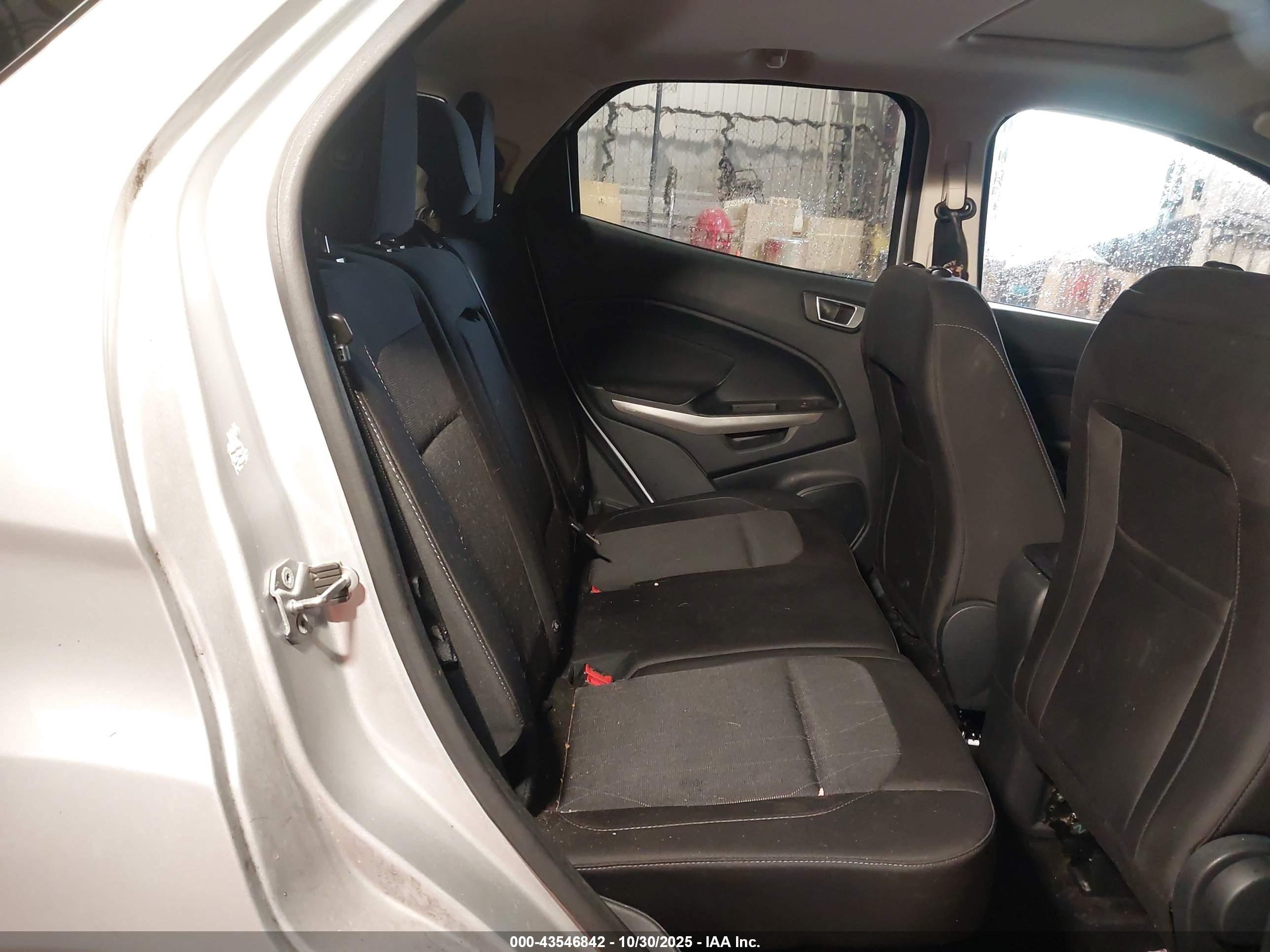 FORD ECOSPORT image 8
