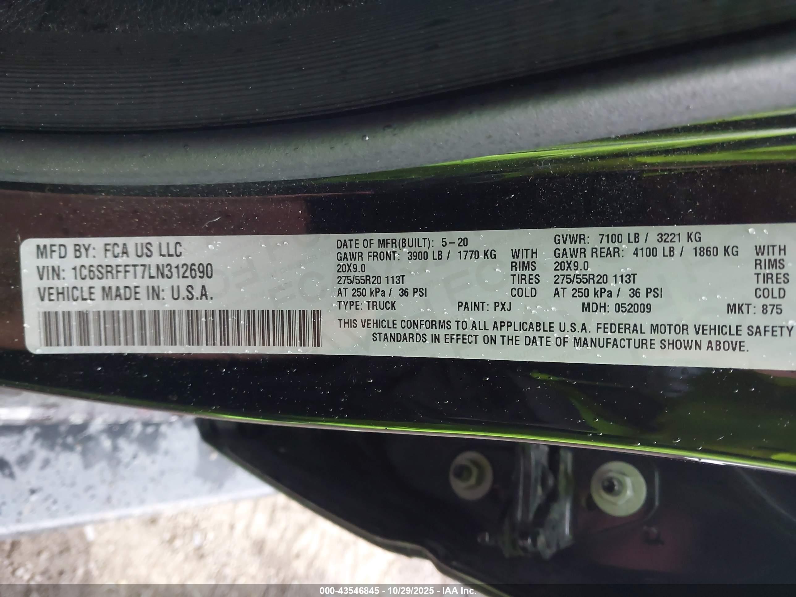 RAM 1500 image 9