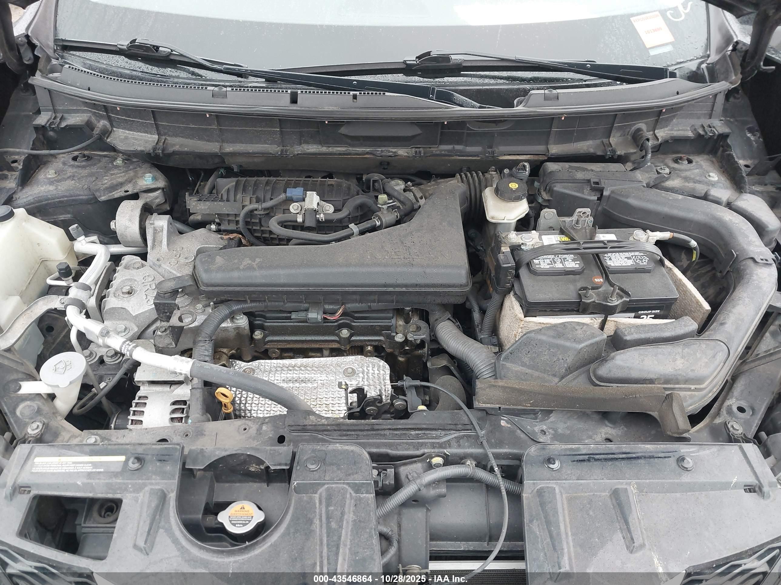 NISSAN ROGUE image 10