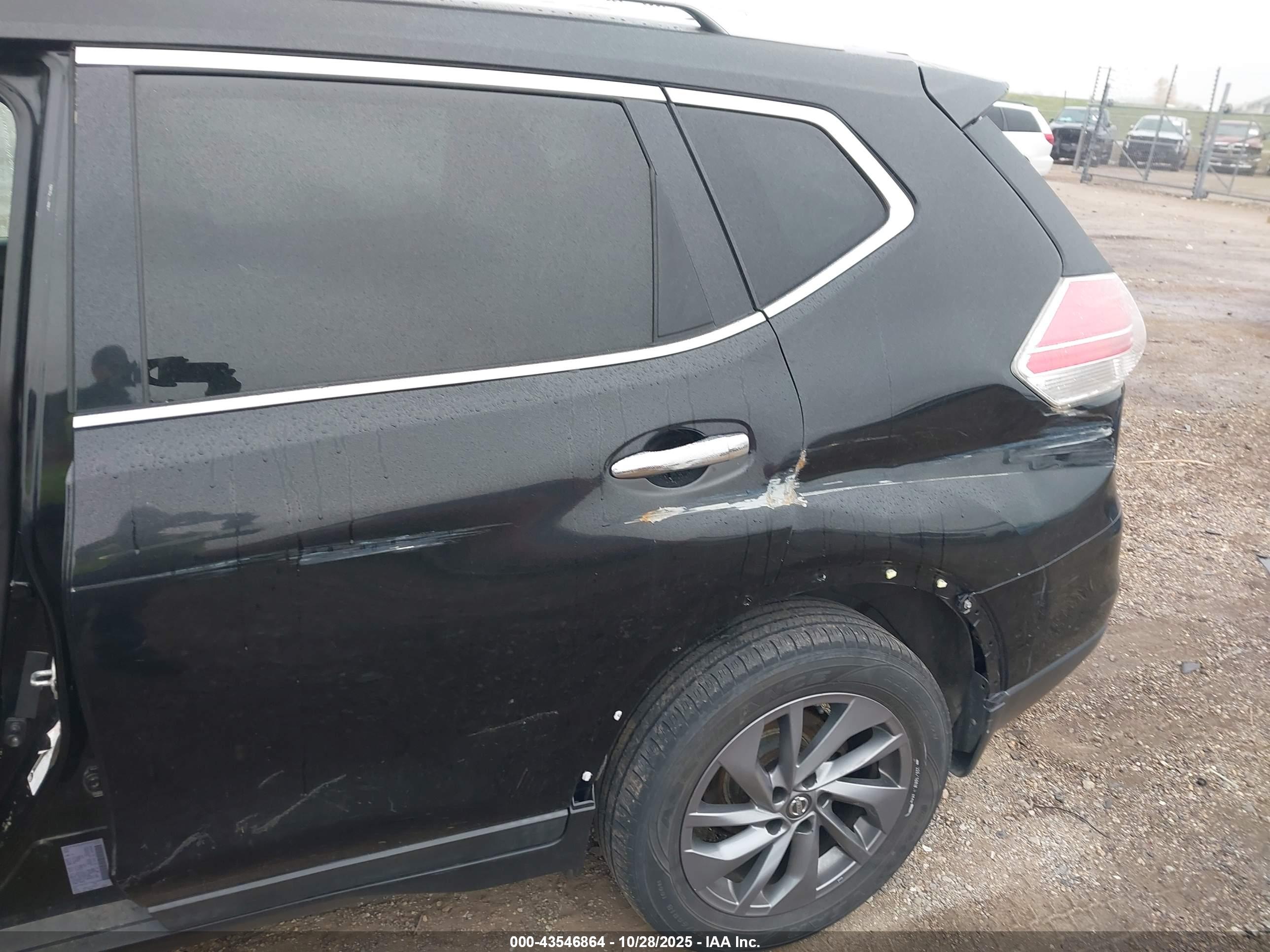 NISSAN ROGUE image 6