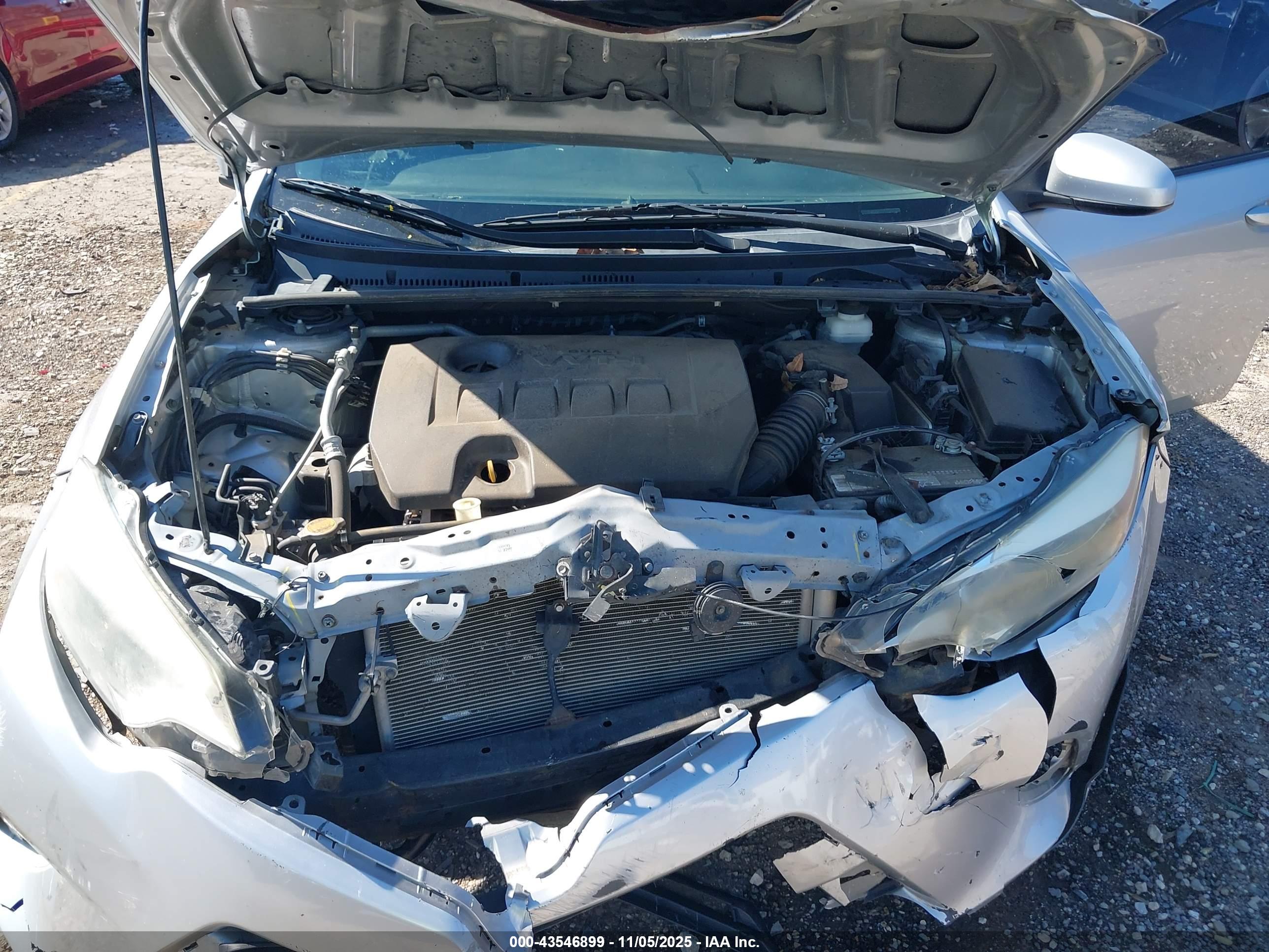 TOYOTA COROLLA image 10