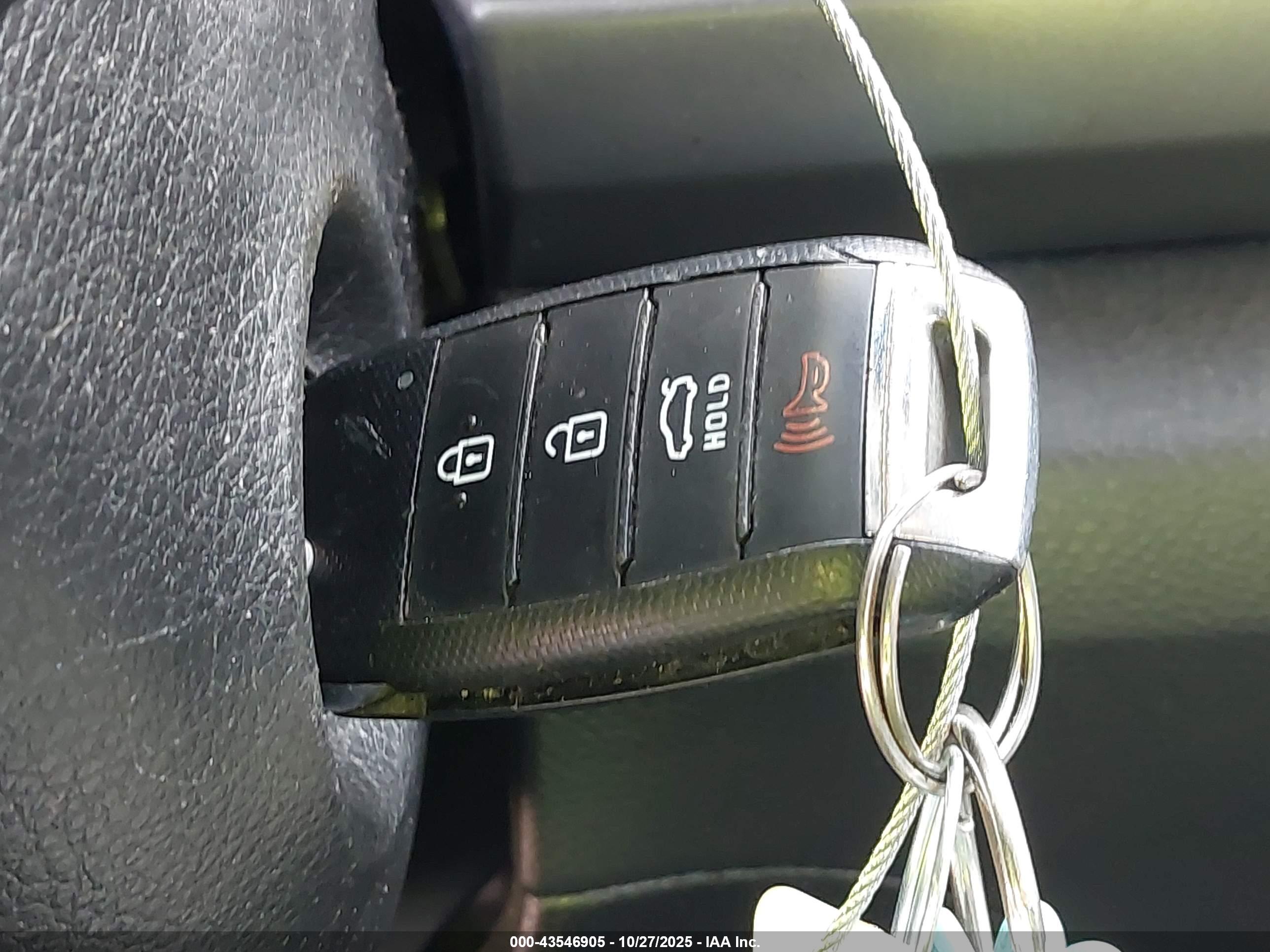 KIA RIO image 11
