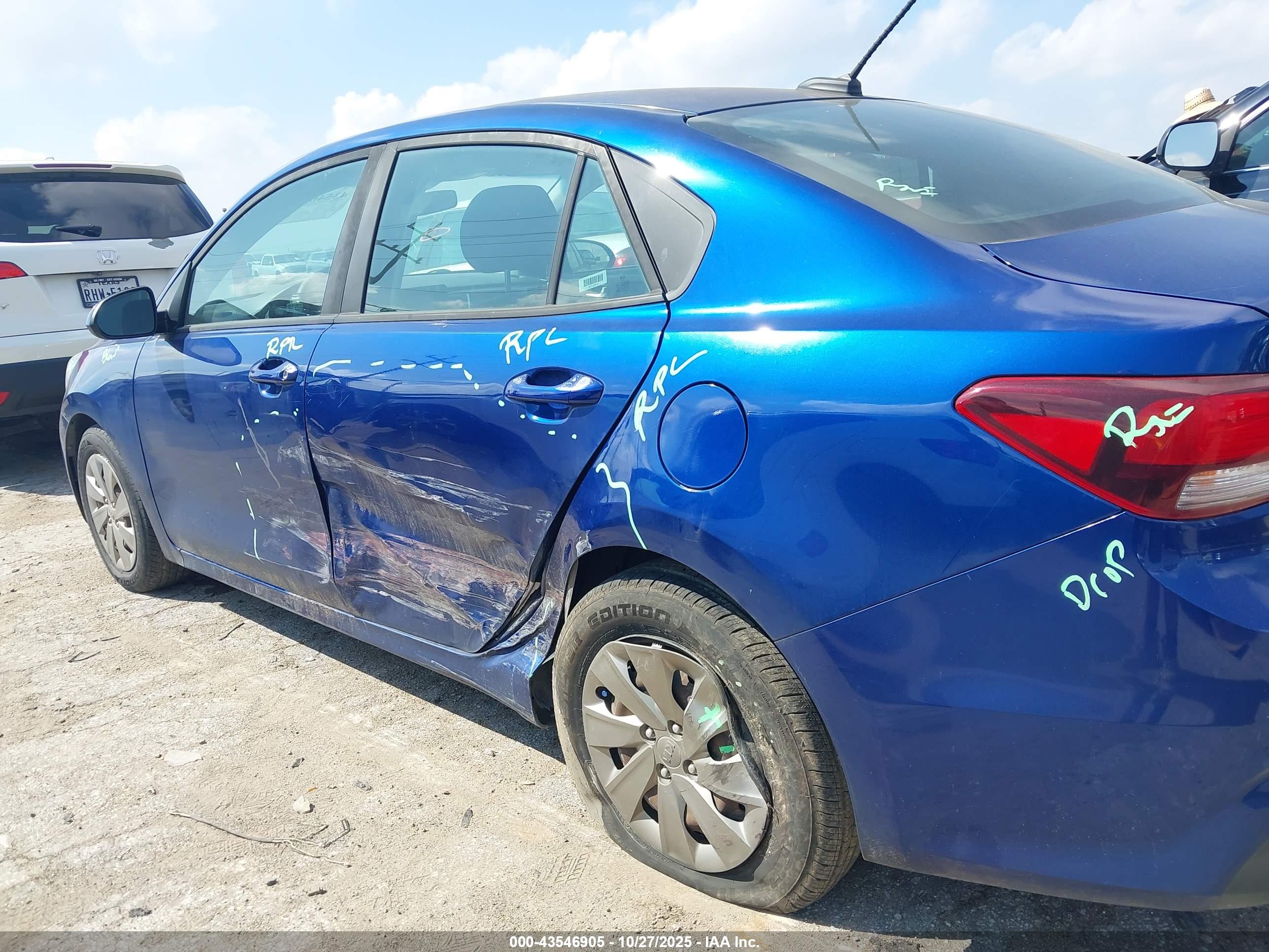 KIA RIO image 6