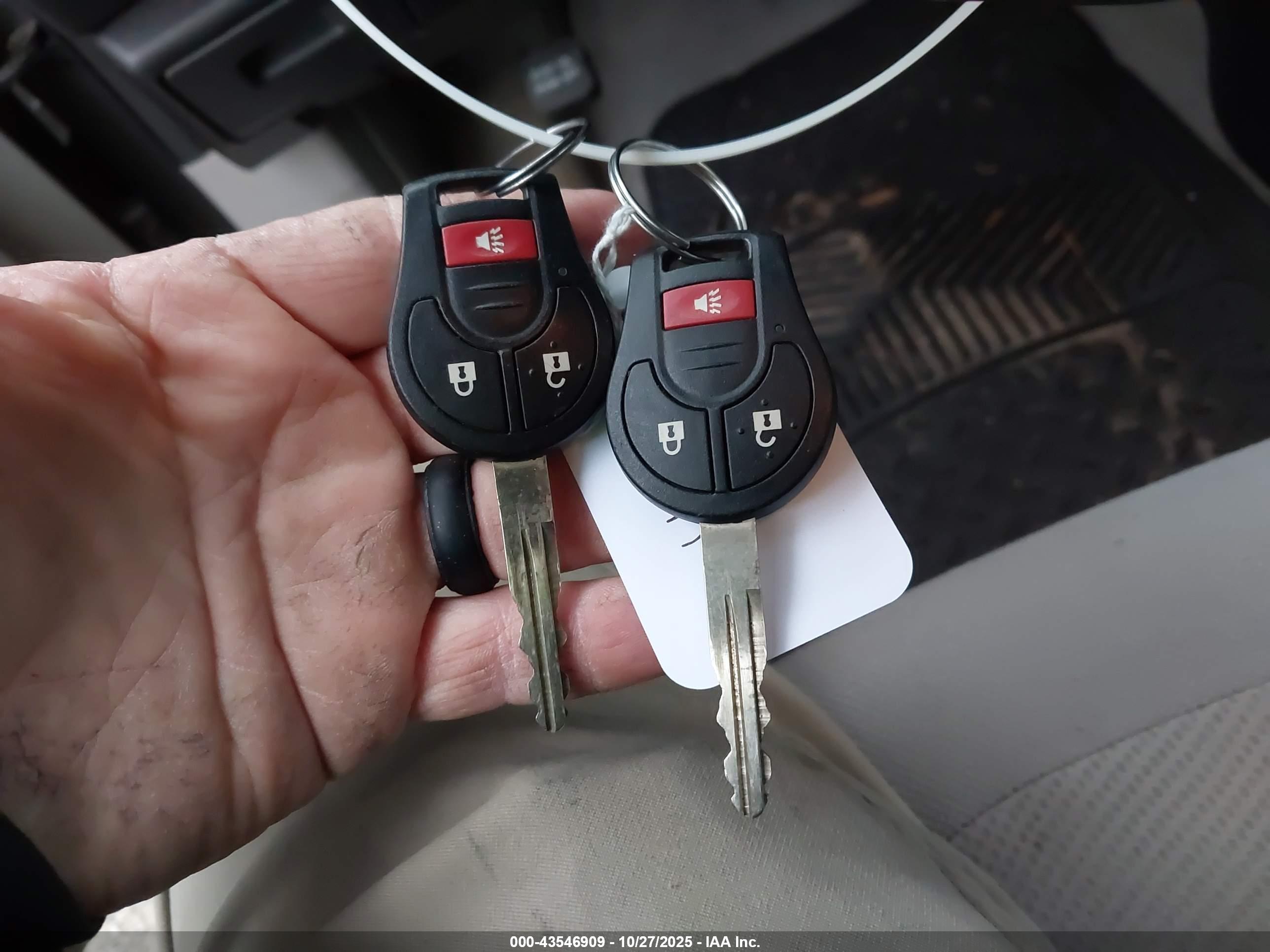 NISSAN ROGUE image 11